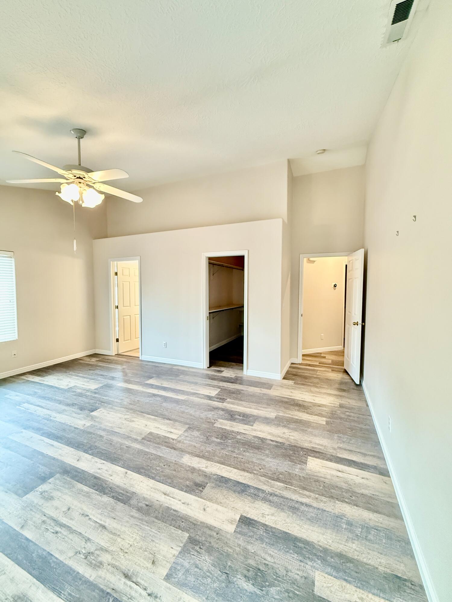 VISTA DEL SOL TOWNHOMES - Residential