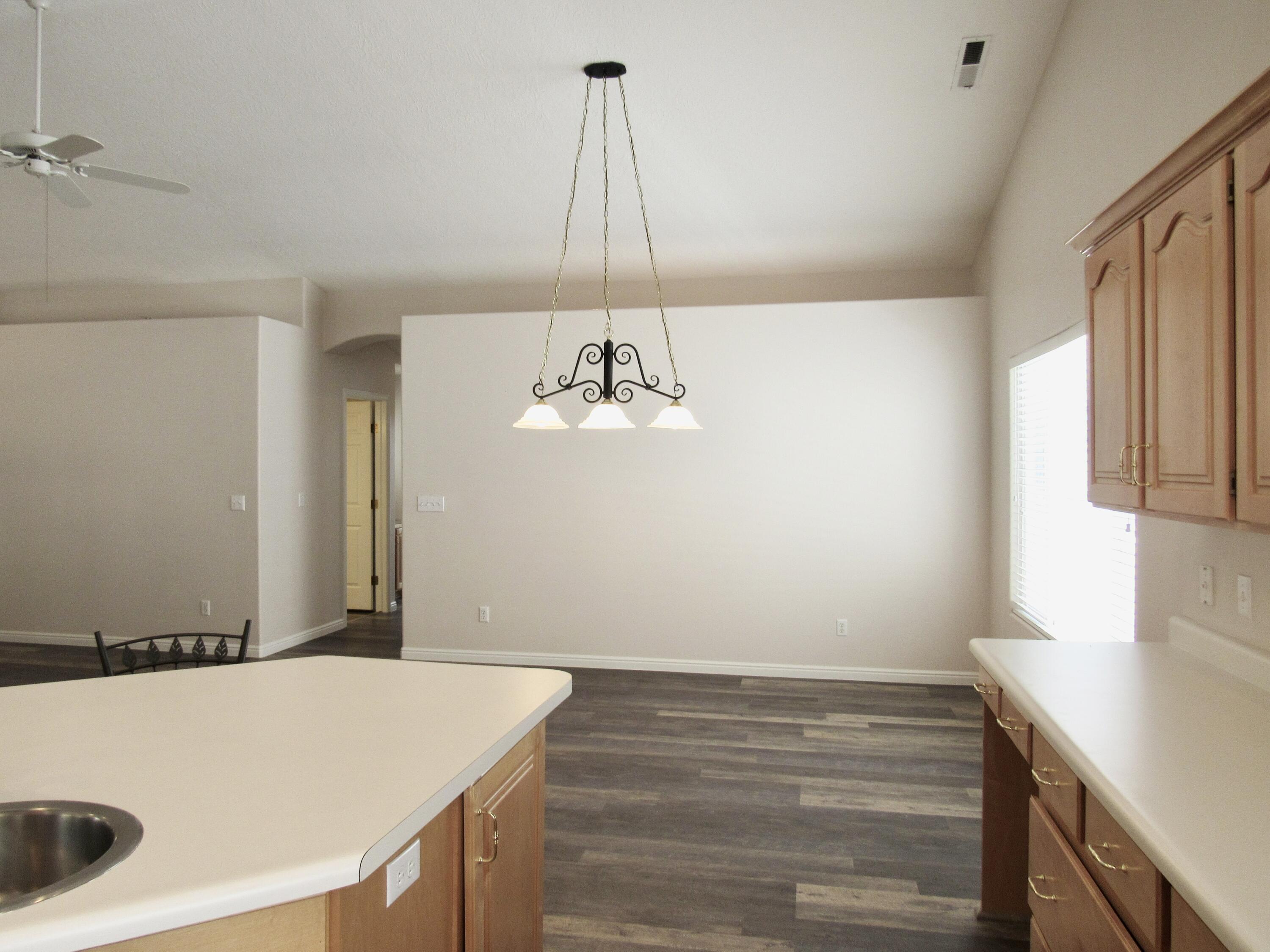 VISTA DEL SOL TOWNHOMES - Residential