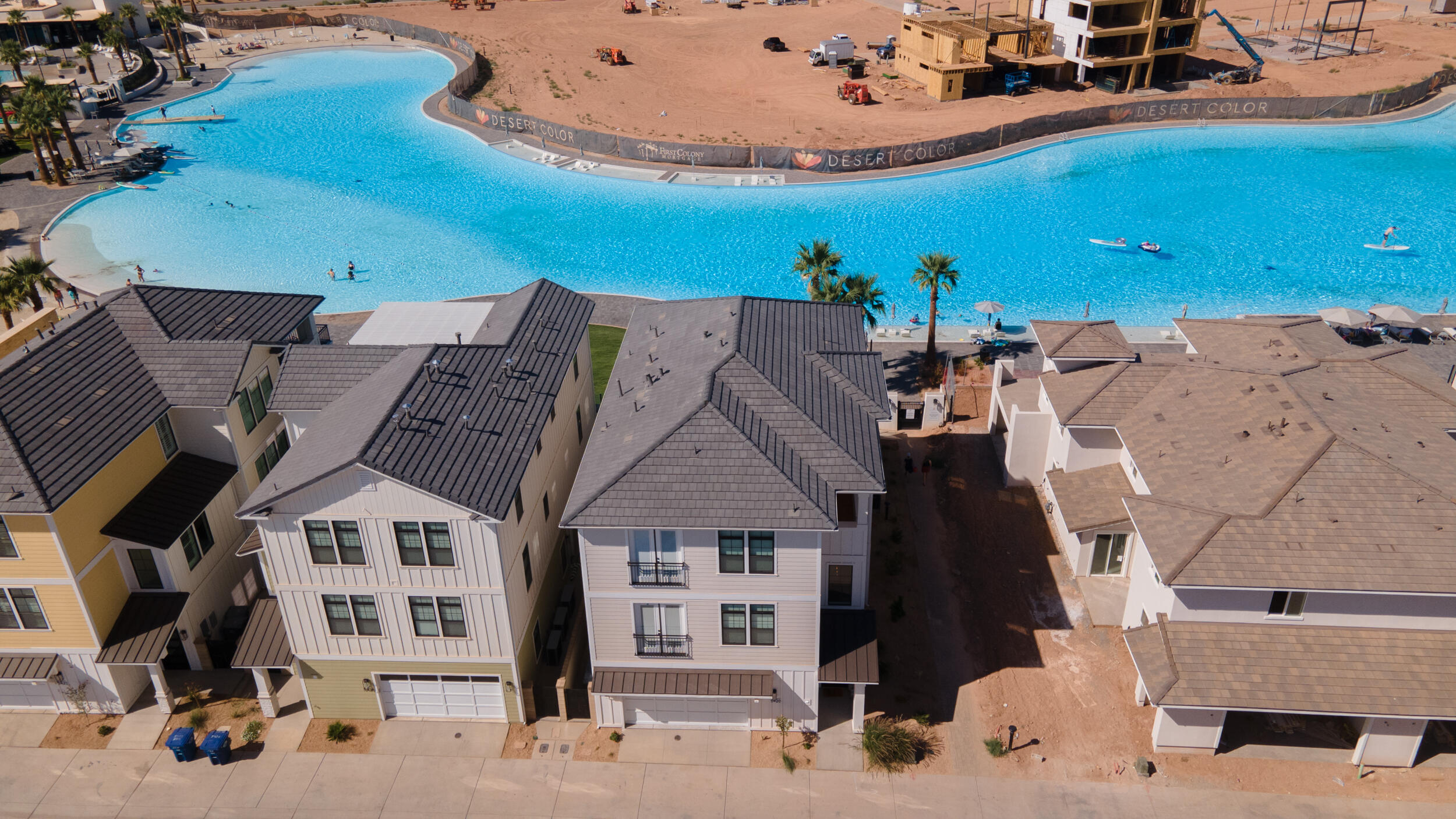 DESERT COLOR RESORT - Residential