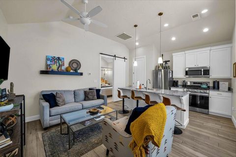 Tiny photo for 1181 E Farmhouse DR, Washington, UT 84780 (MLS # 26-271840)