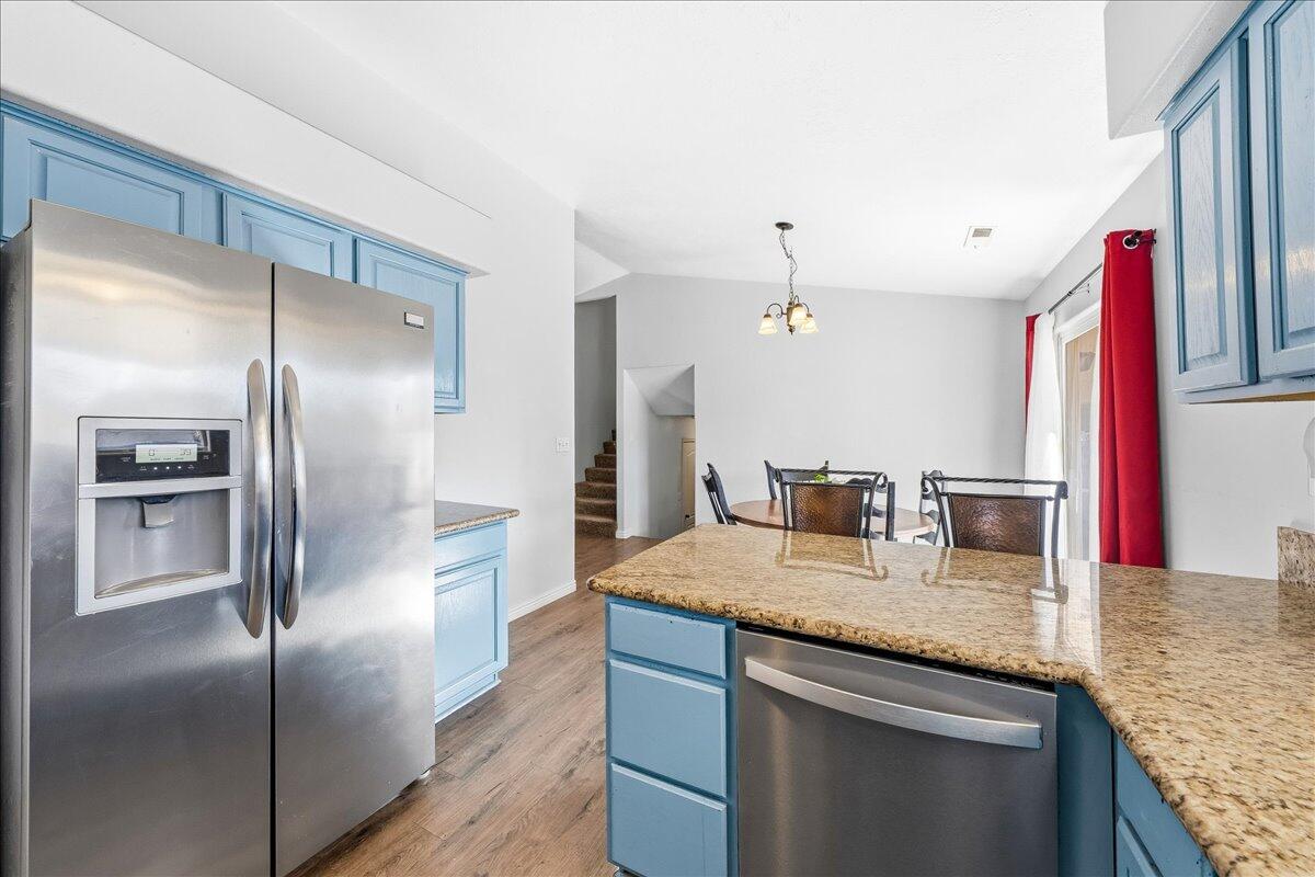 SOUTH POINTE - Residential