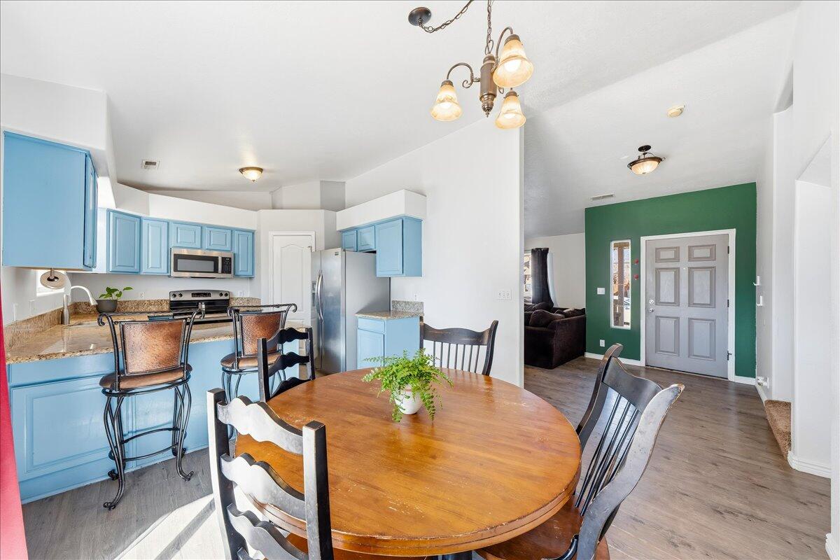 SOUTH POINTE - Residential