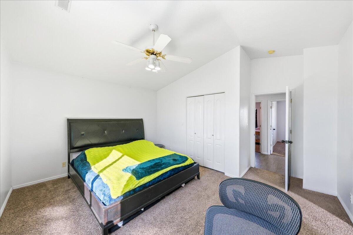 SOUTH POINTE - Residential