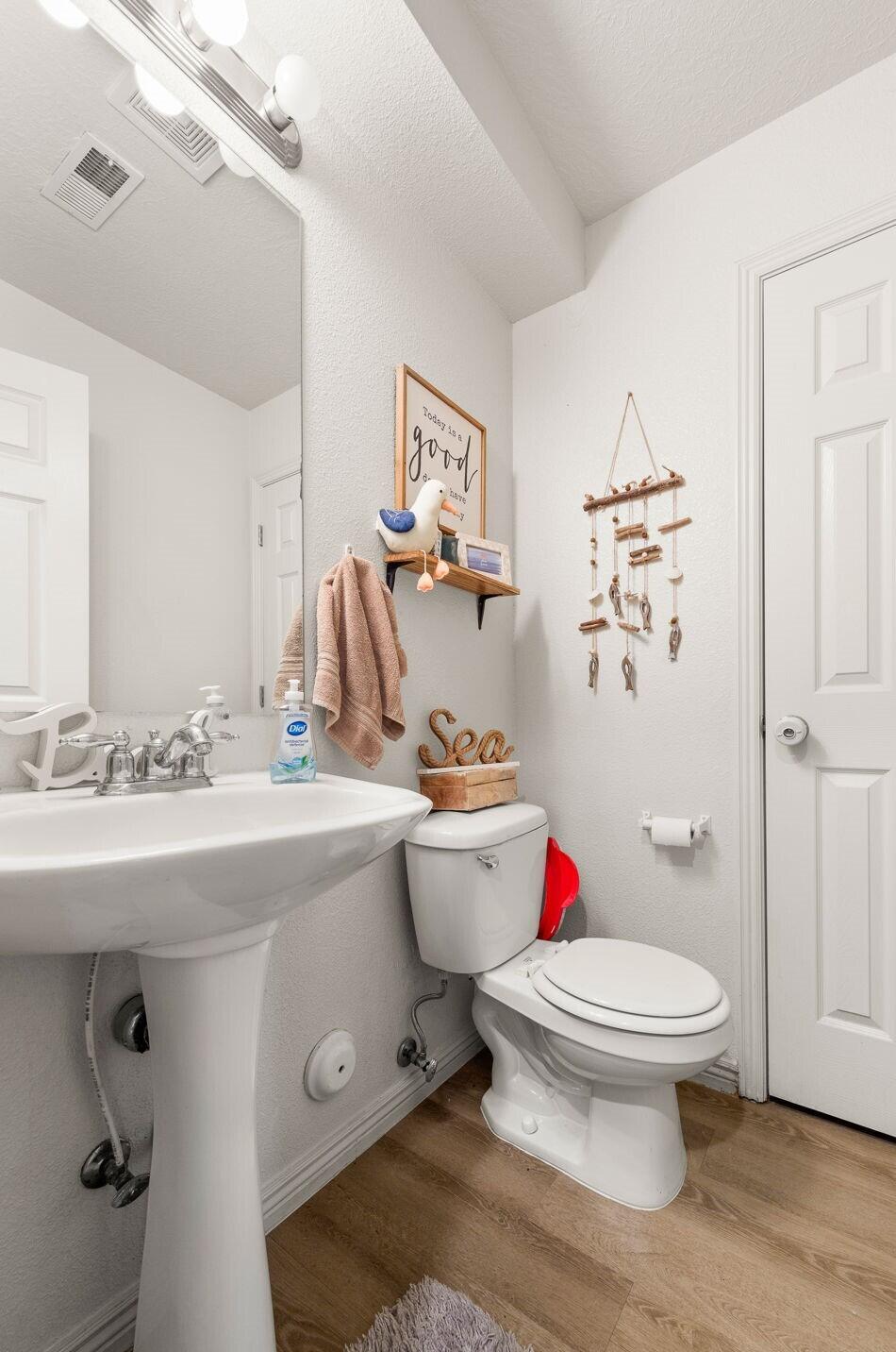 HIDDEN VALLEY TOWN HOMES - Residential