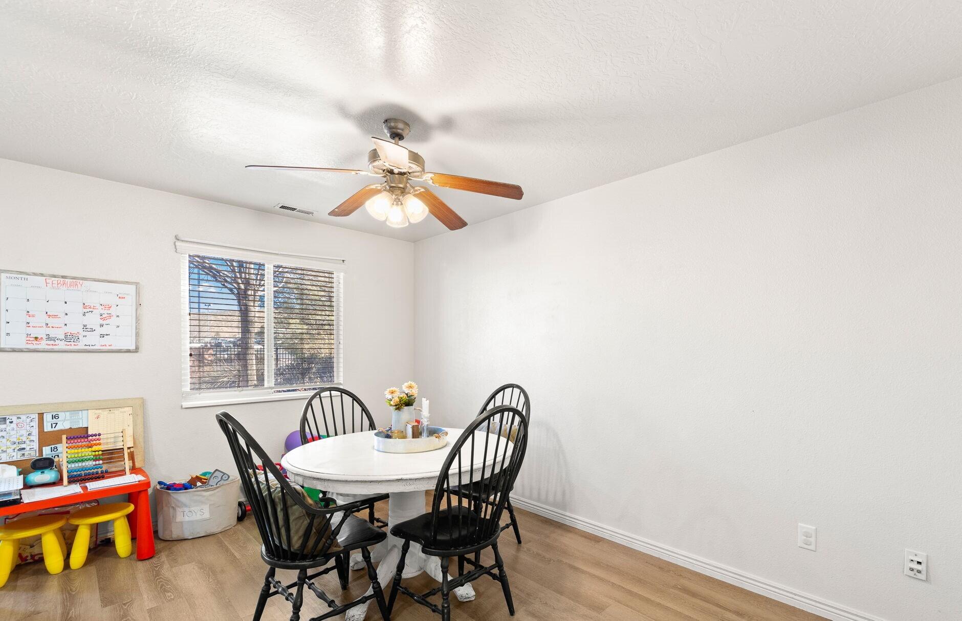 HIDDEN VALLEY TOWN HOMES - Residential