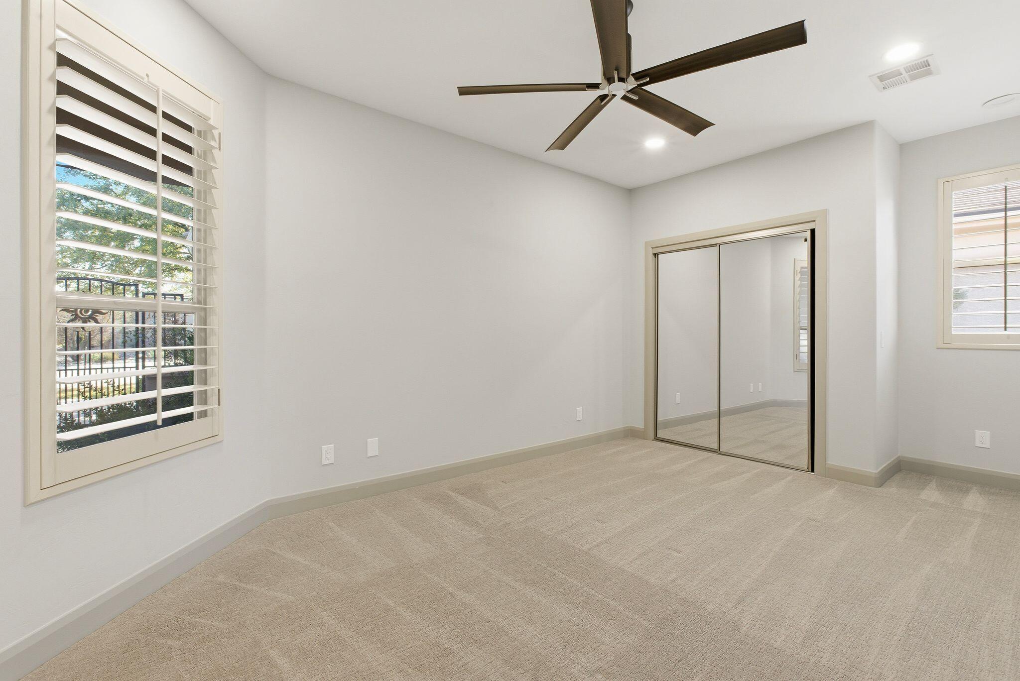 WAILEA FALLS AT STONEBRIDGE - Residential