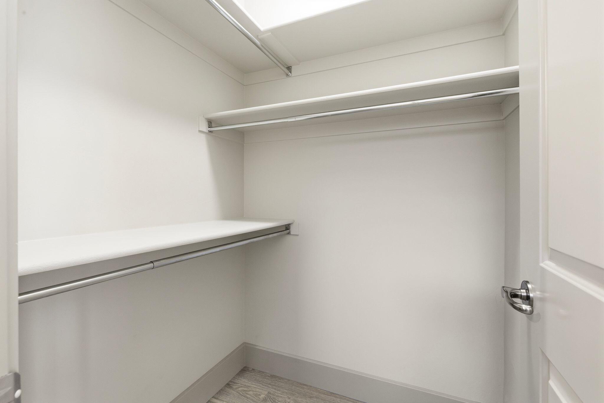 WAILEA FALLS AT STONEBRIDGE - Residential