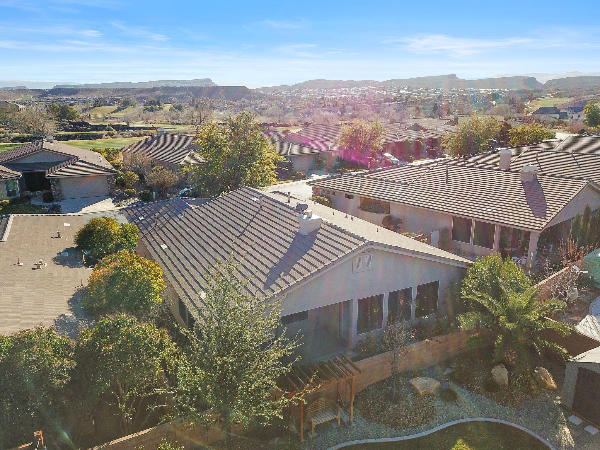 WAILEA FALLS AT STONEBRIDGE - Residential