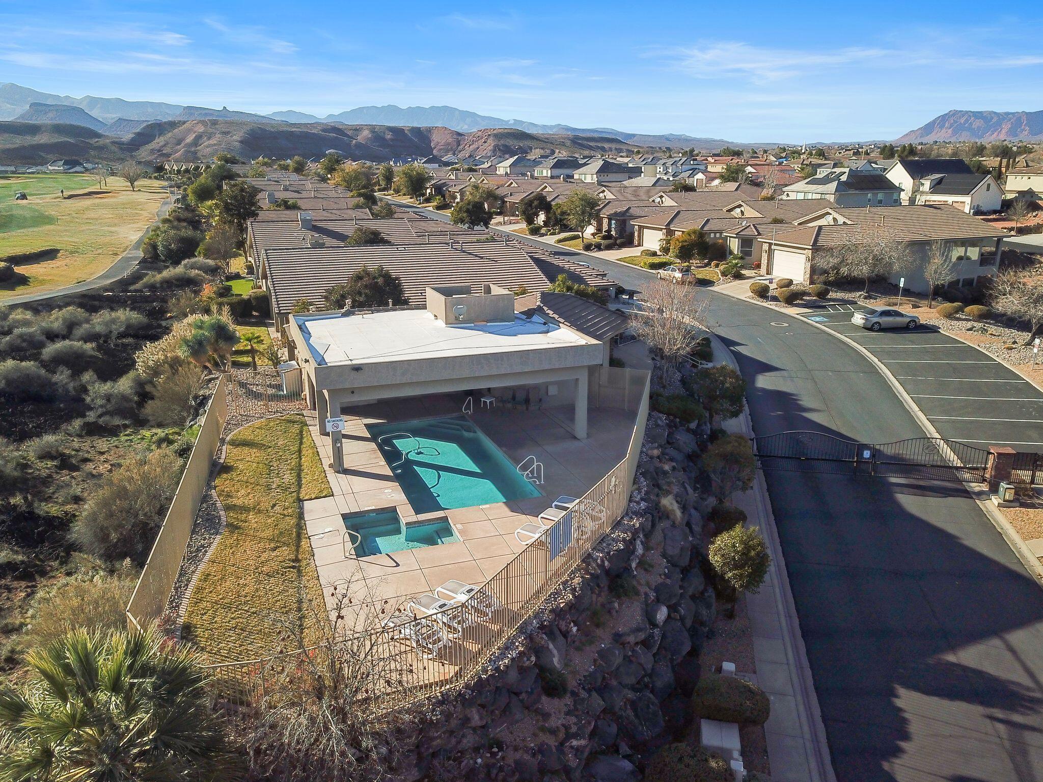 WAILEA FALLS AT STONEBRIDGE - Residential