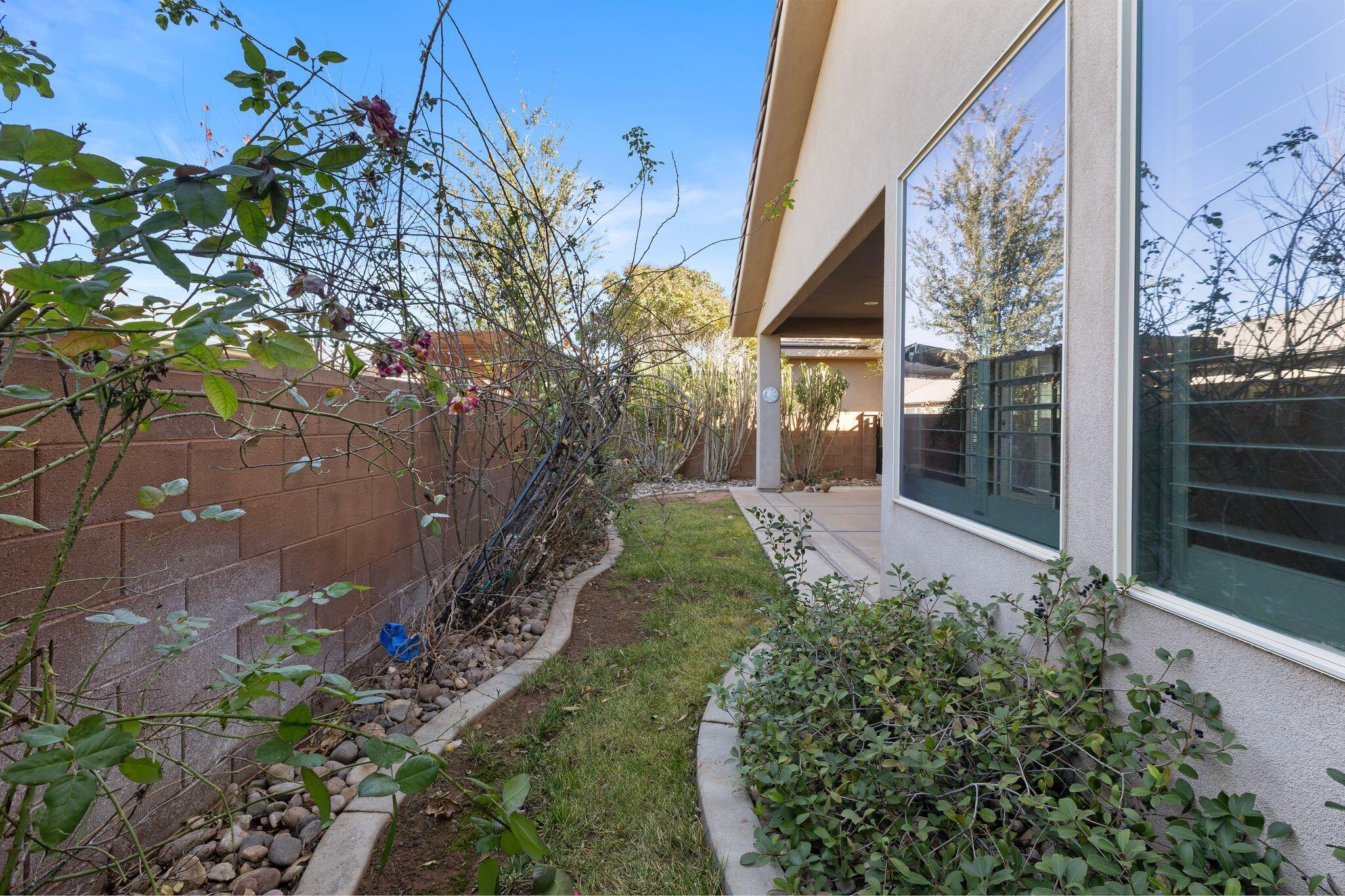 WAILEA FALLS AT STONEBRIDGE - Residential