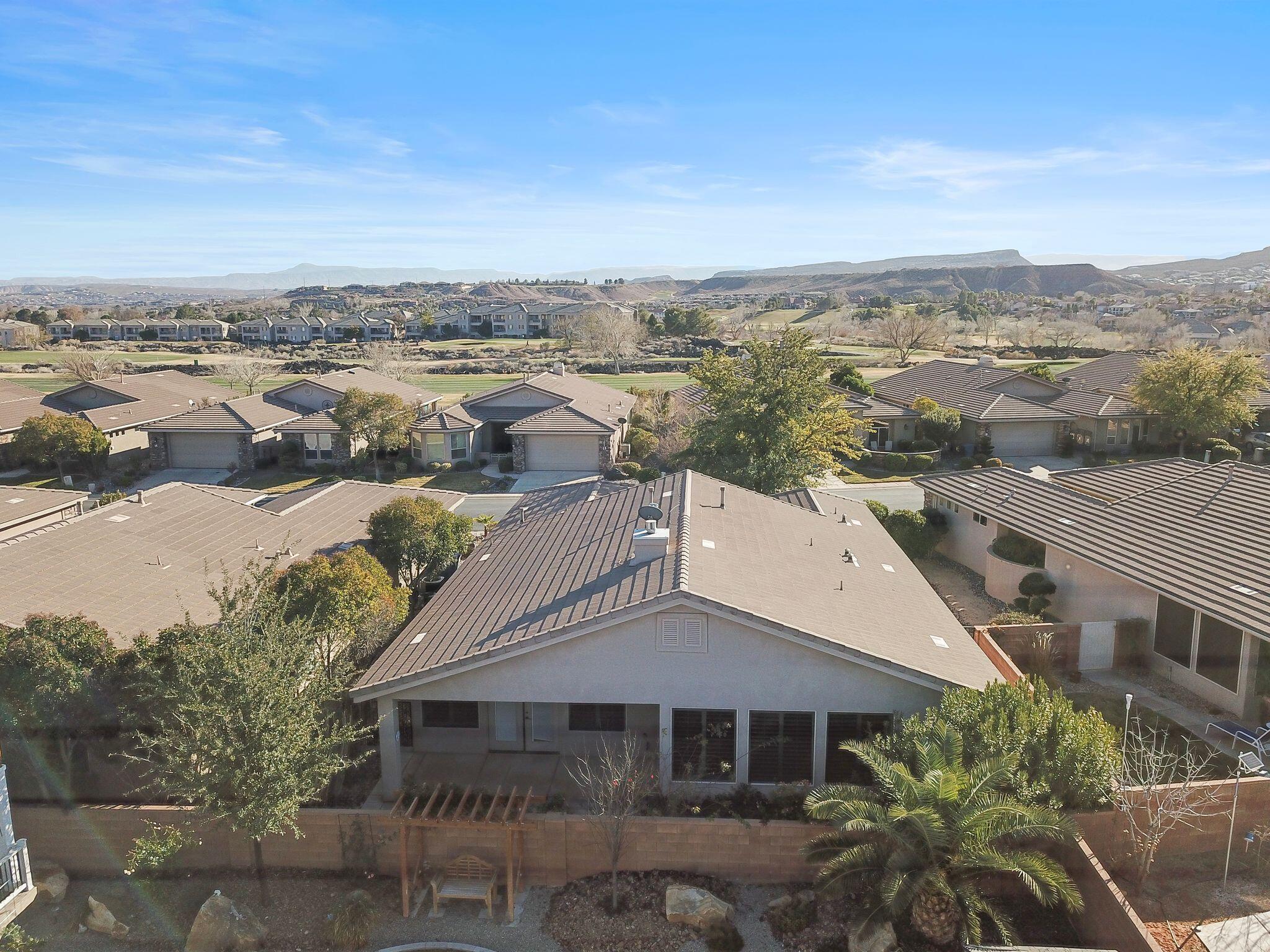 WAILEA FALLS AT STONEBRIDGE - Residential