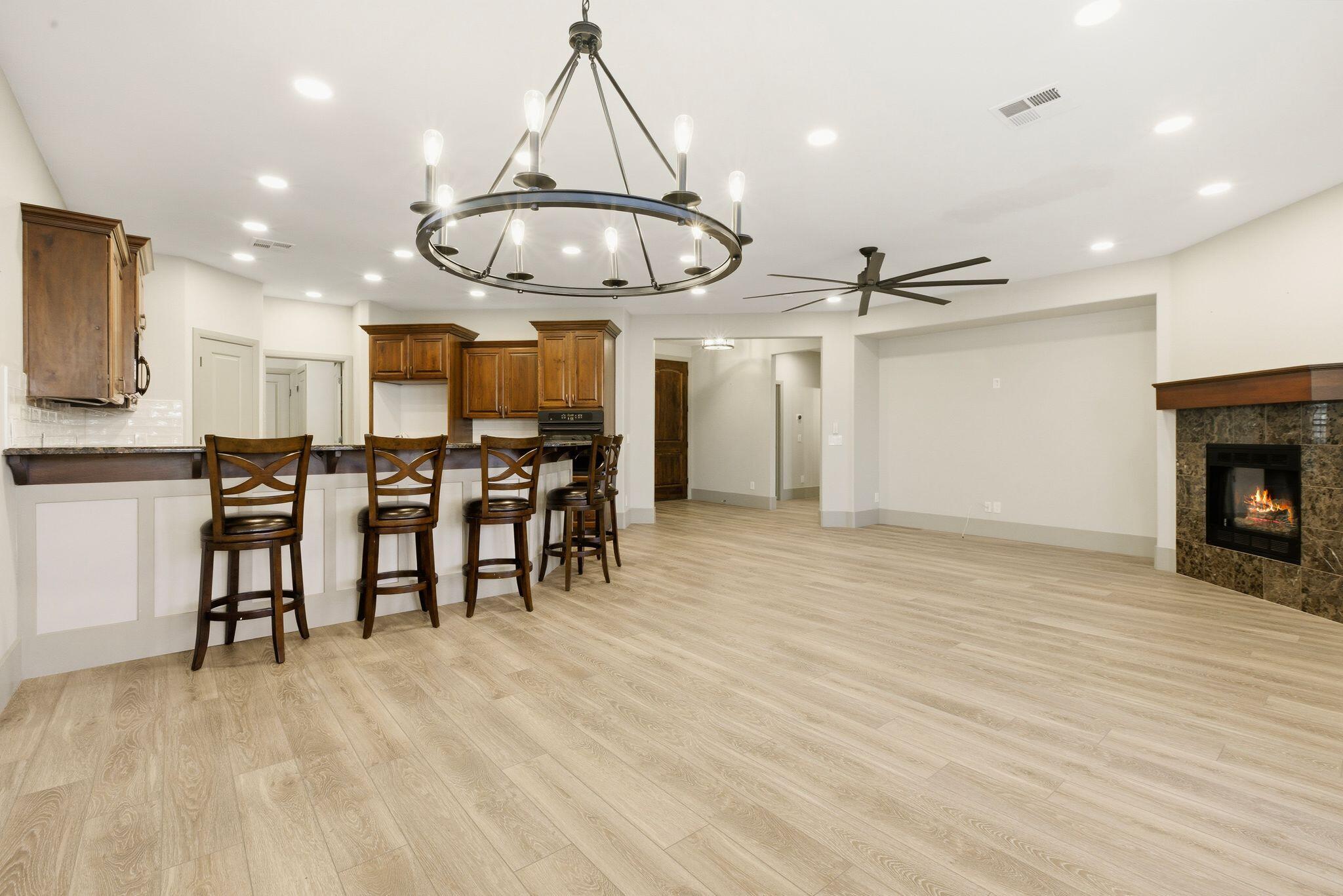 WAILEA FALLS AT STONEBRIDGE - Residential