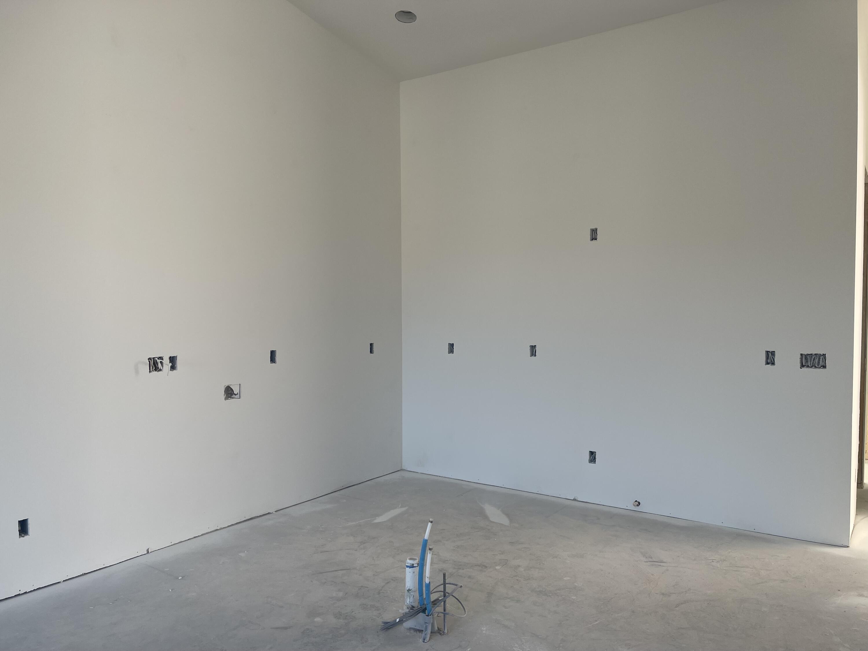 HURRICANE VIEWS - Residential Income