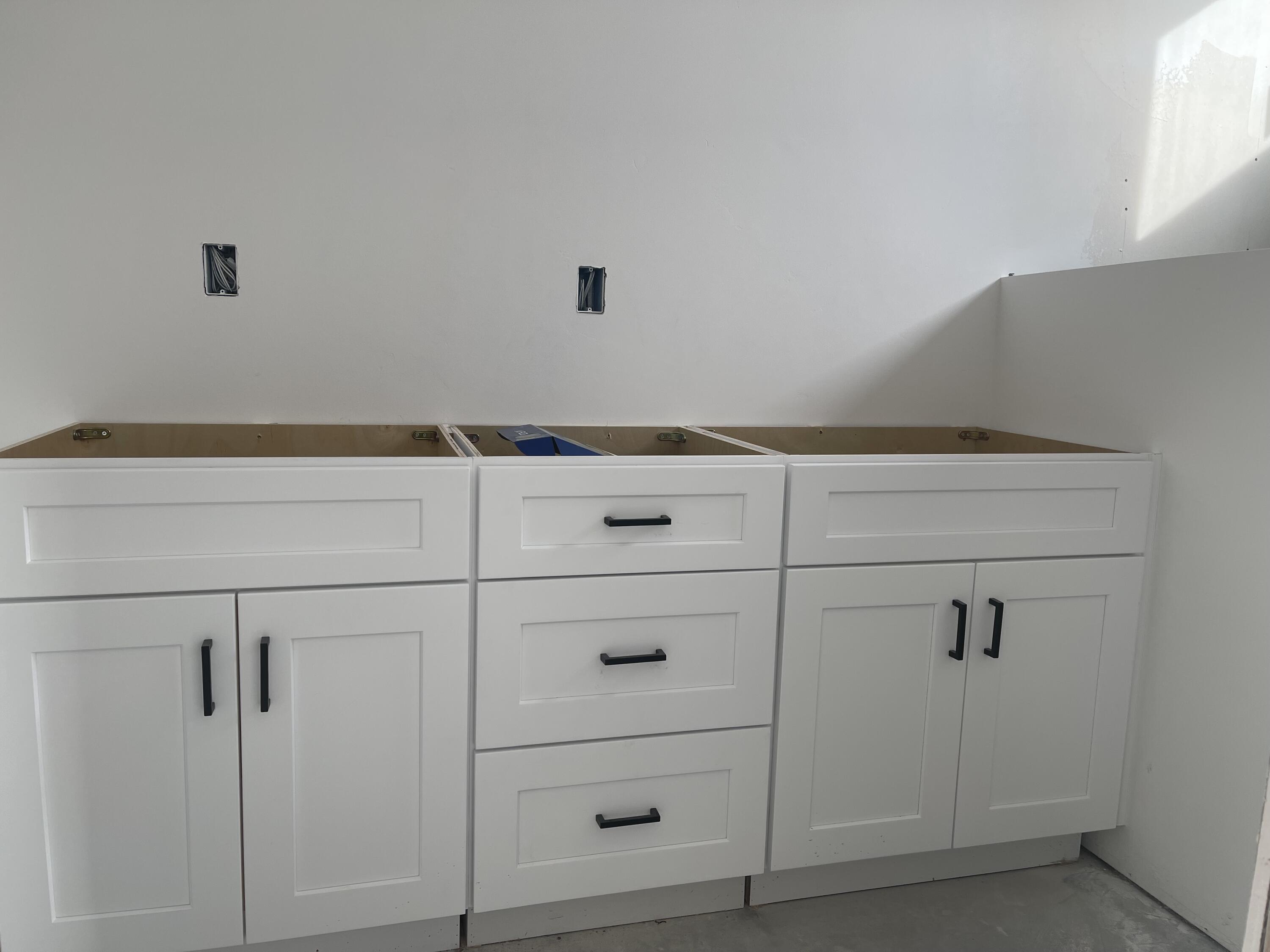 HURRICANE VIEWS - Residential Income