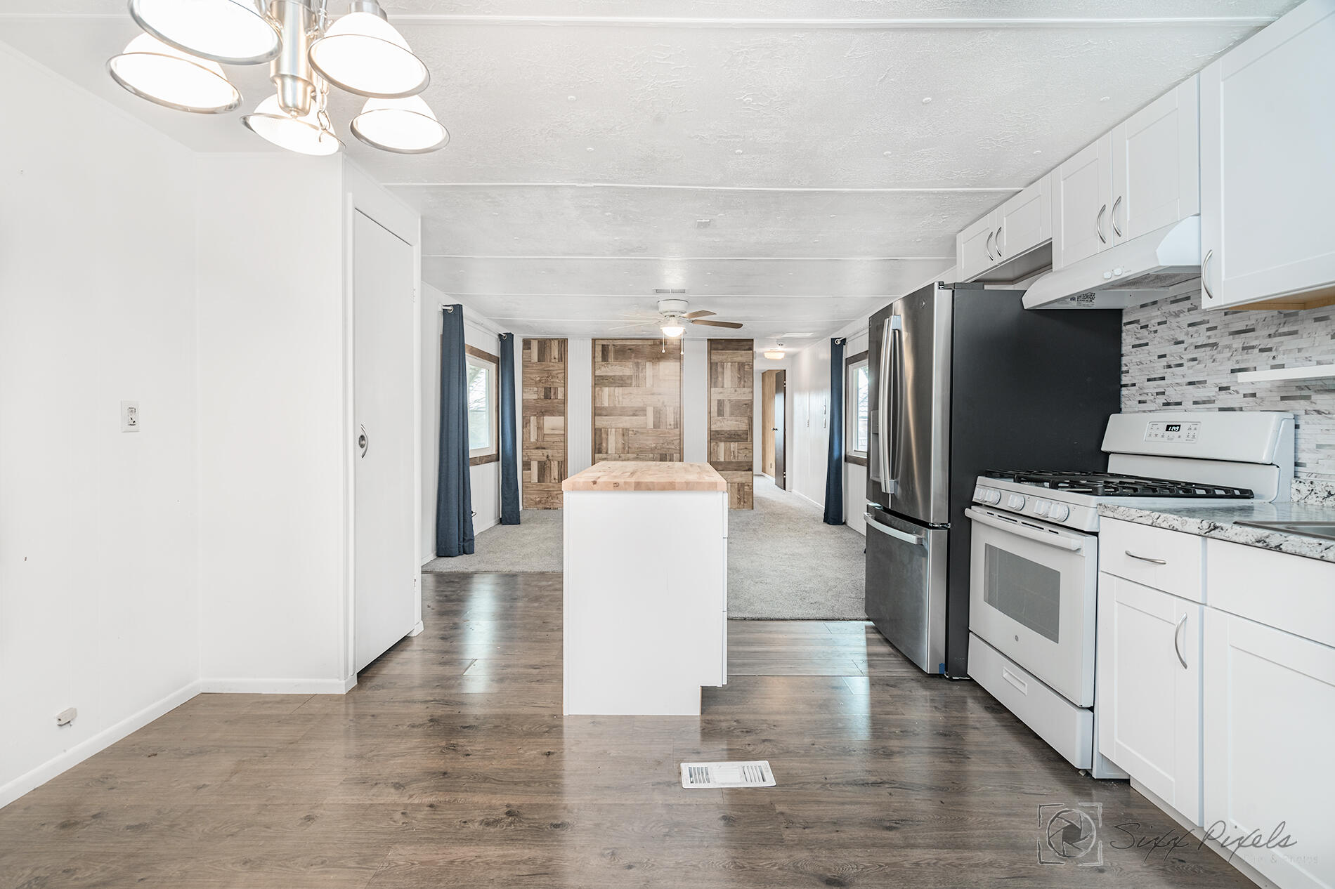 PLEASANT VIEW MOBILE HOME PARK - Residential