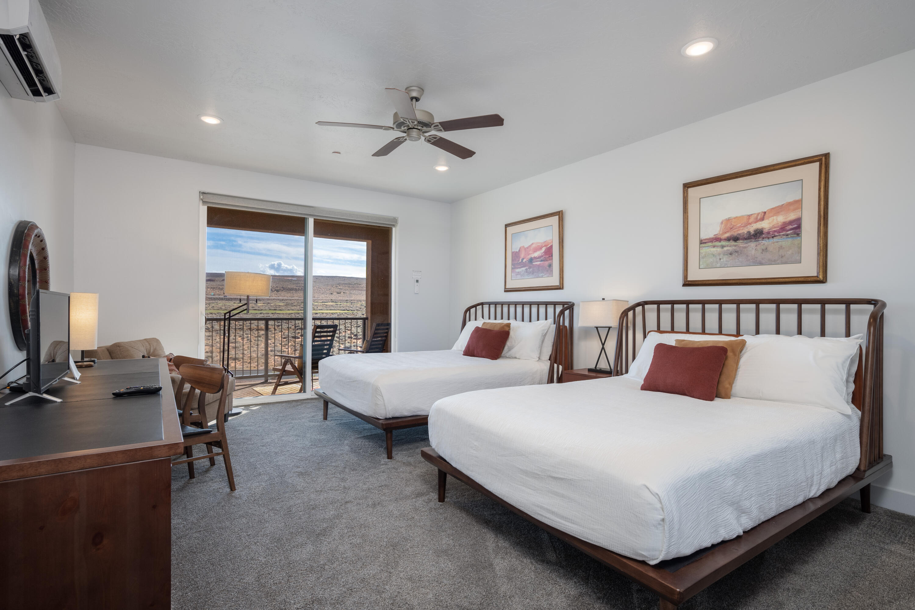 VILLAS AT SAND HOLLOW - Residential