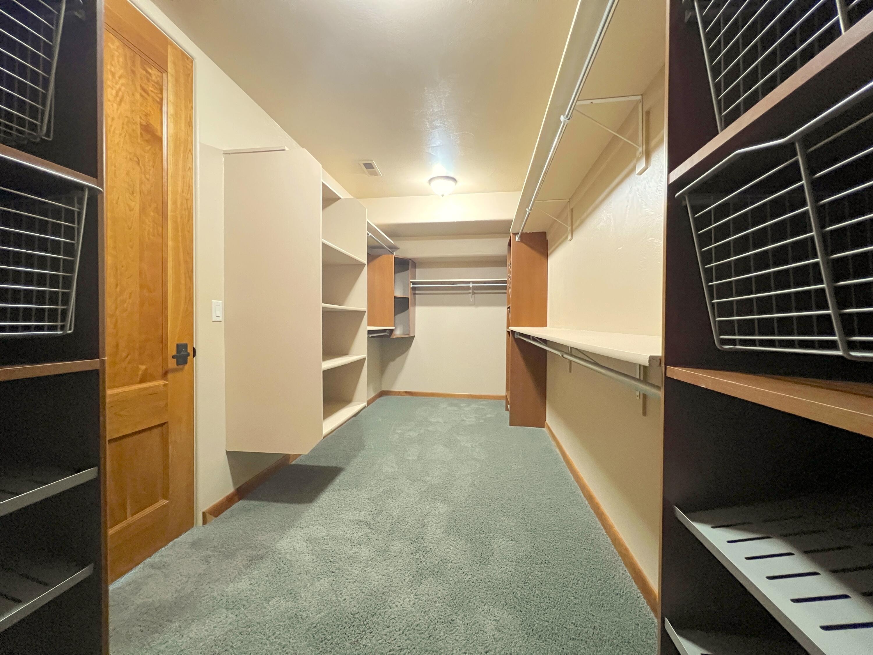 SHONTO POINT - Residential