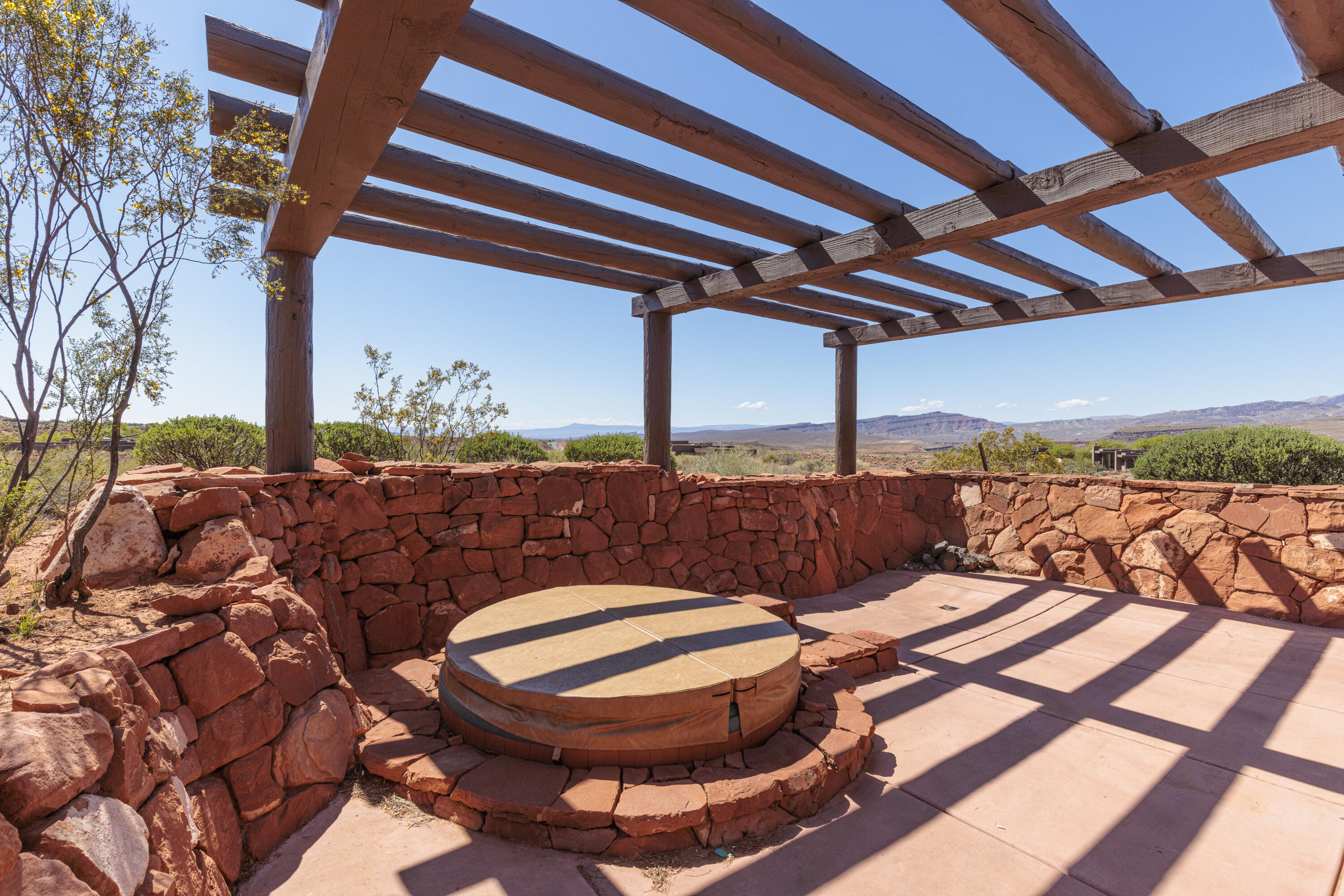 SHONTO POINT - Residential