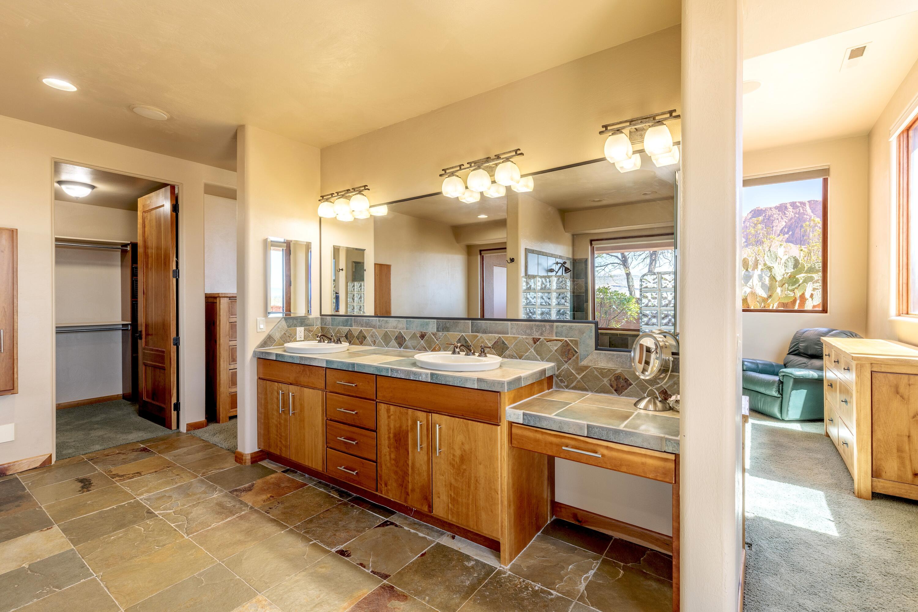 SHONTO POINT - Residential