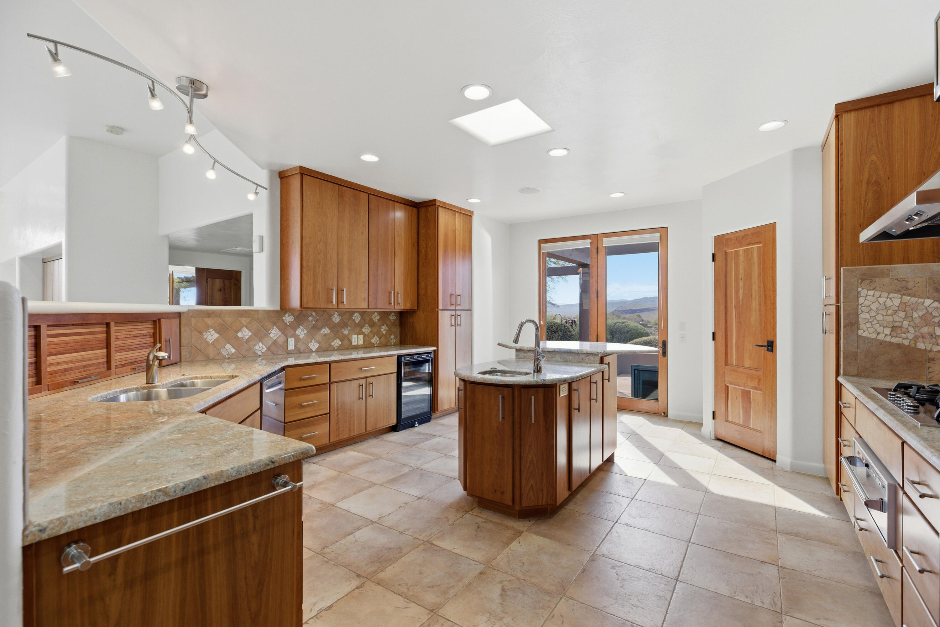 SHONTO POINT - Residential