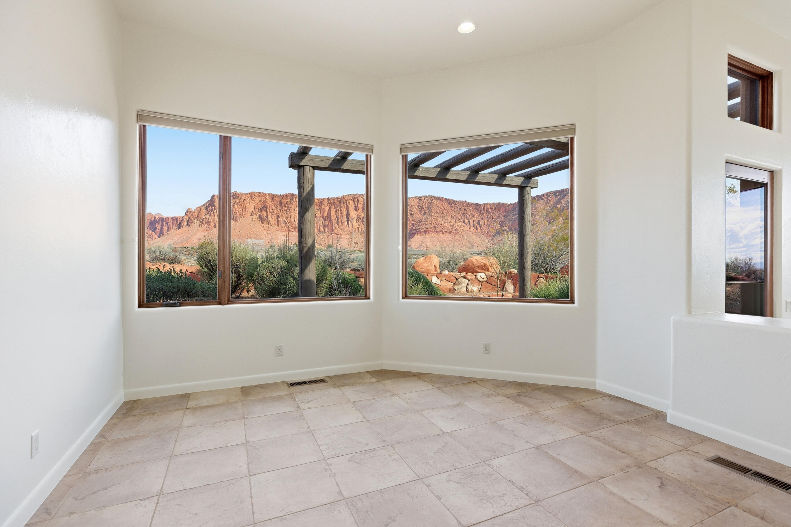 SHONTO POINT - Residential