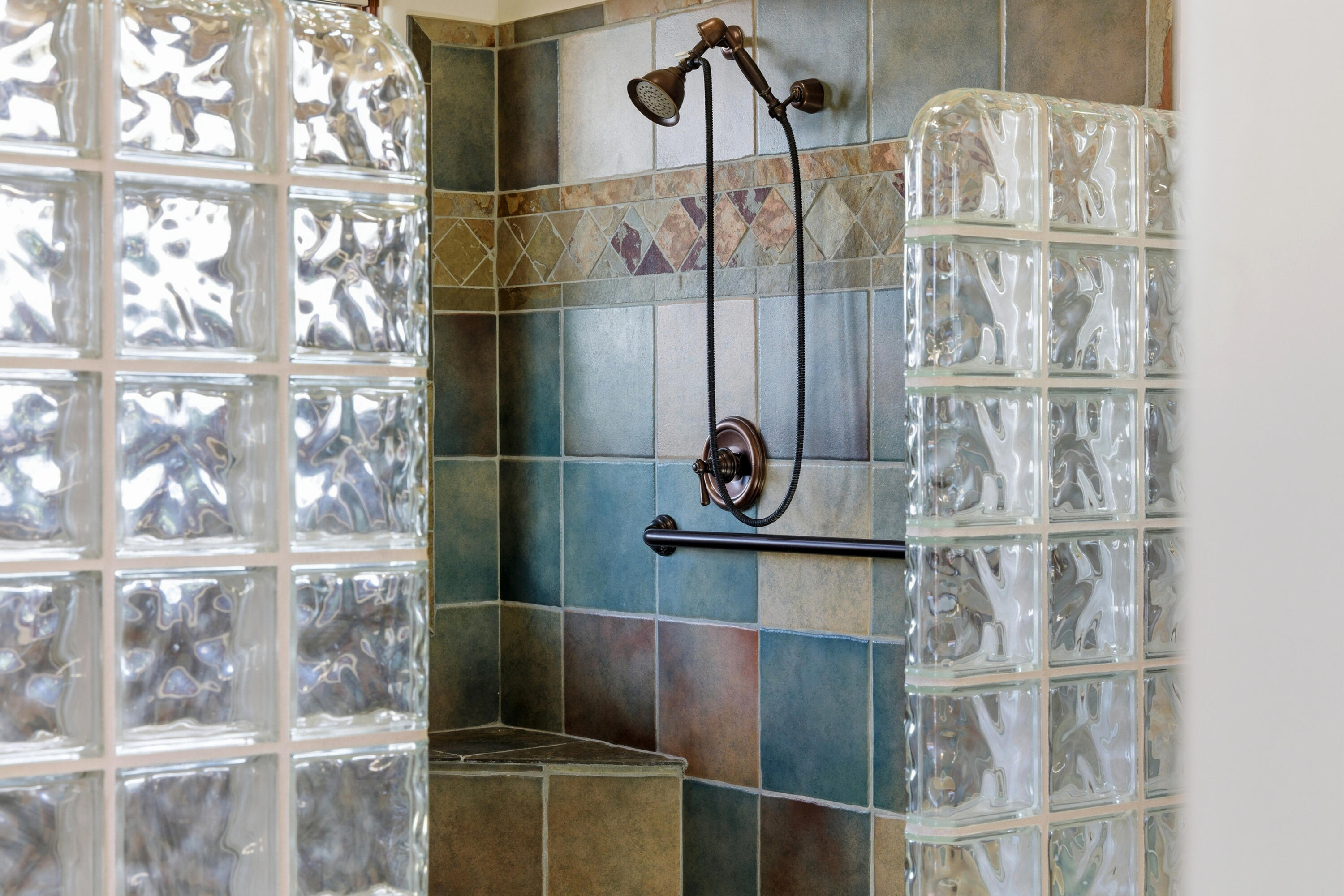 SHONTO POINT - Residential