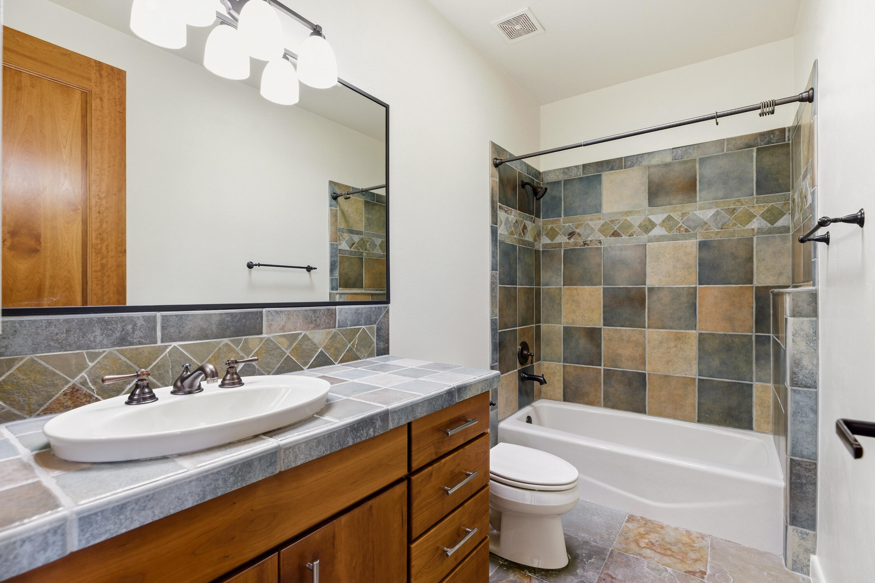 SHONTO POINT - Residential