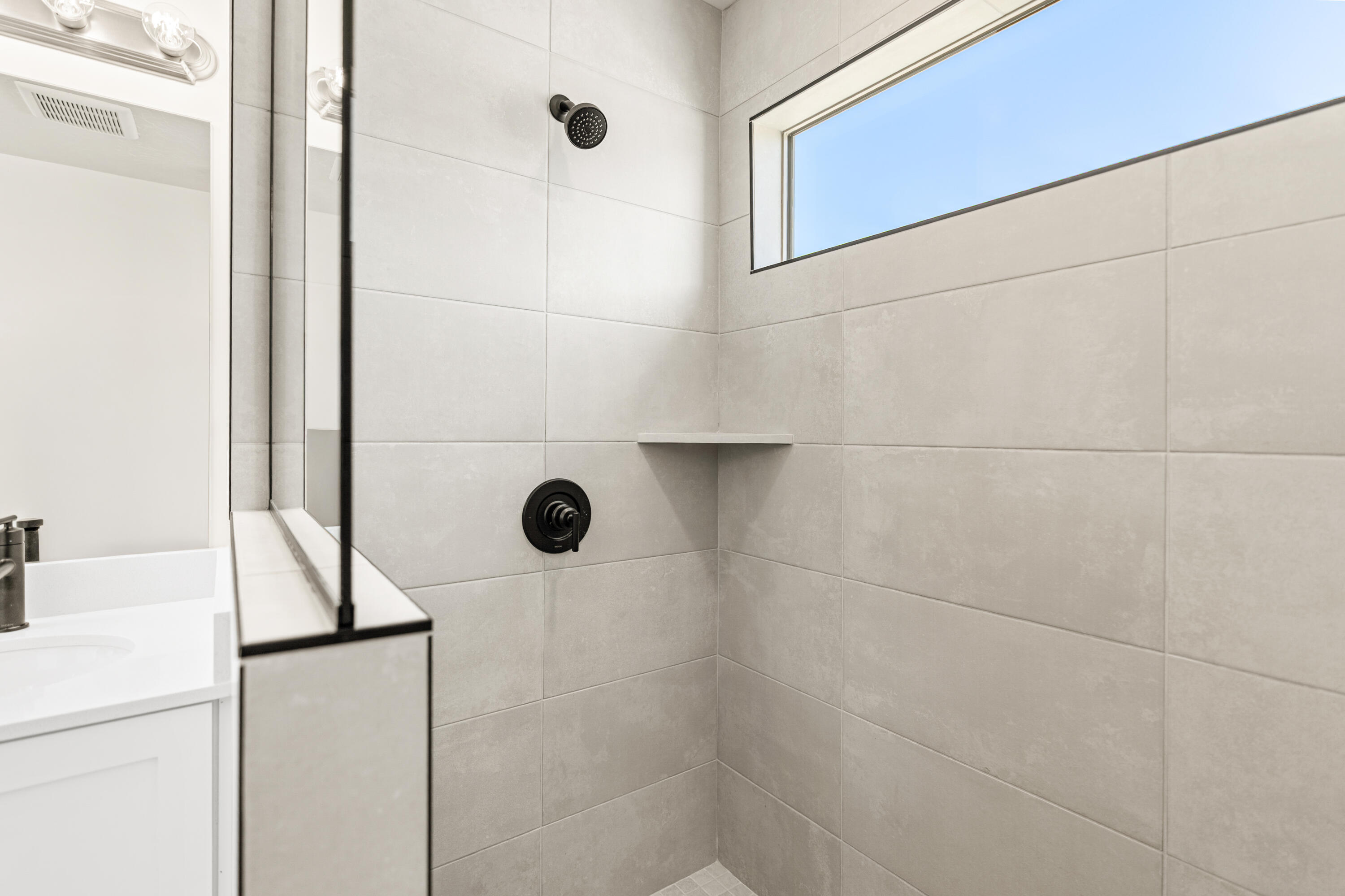 DESERT REFLECTION - Residential