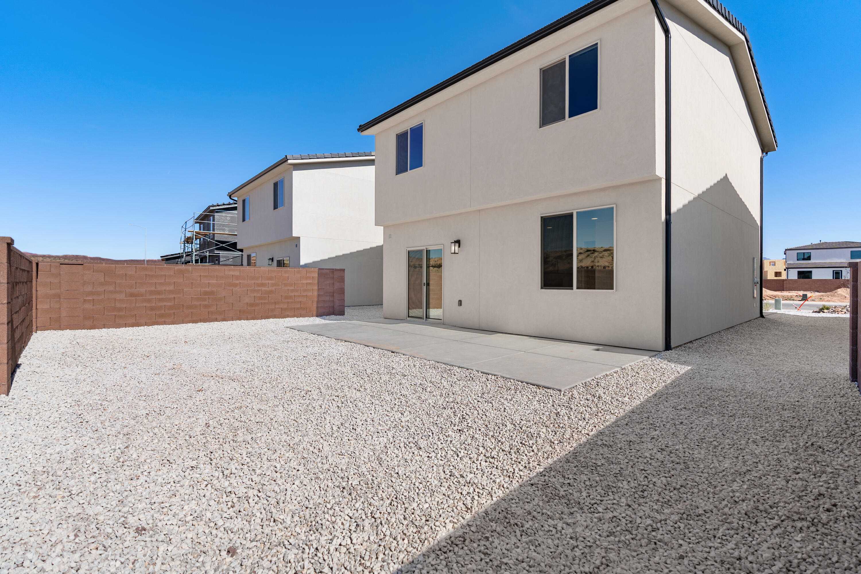 DESERT REFLECTION - Residential