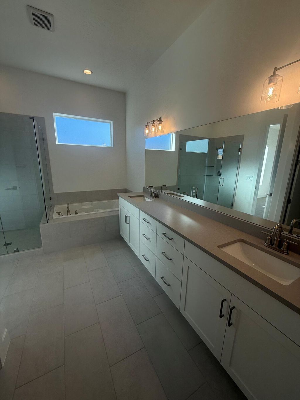 Photo of 52 E Milan LN, Saint George, UT 84790 (MLS # 26-269386)