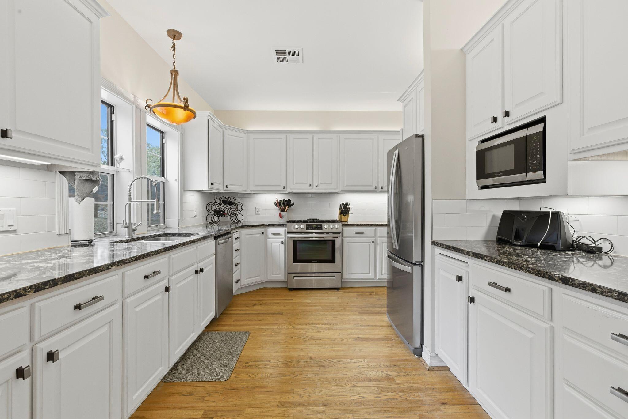 KATHIES ACRES - Residential