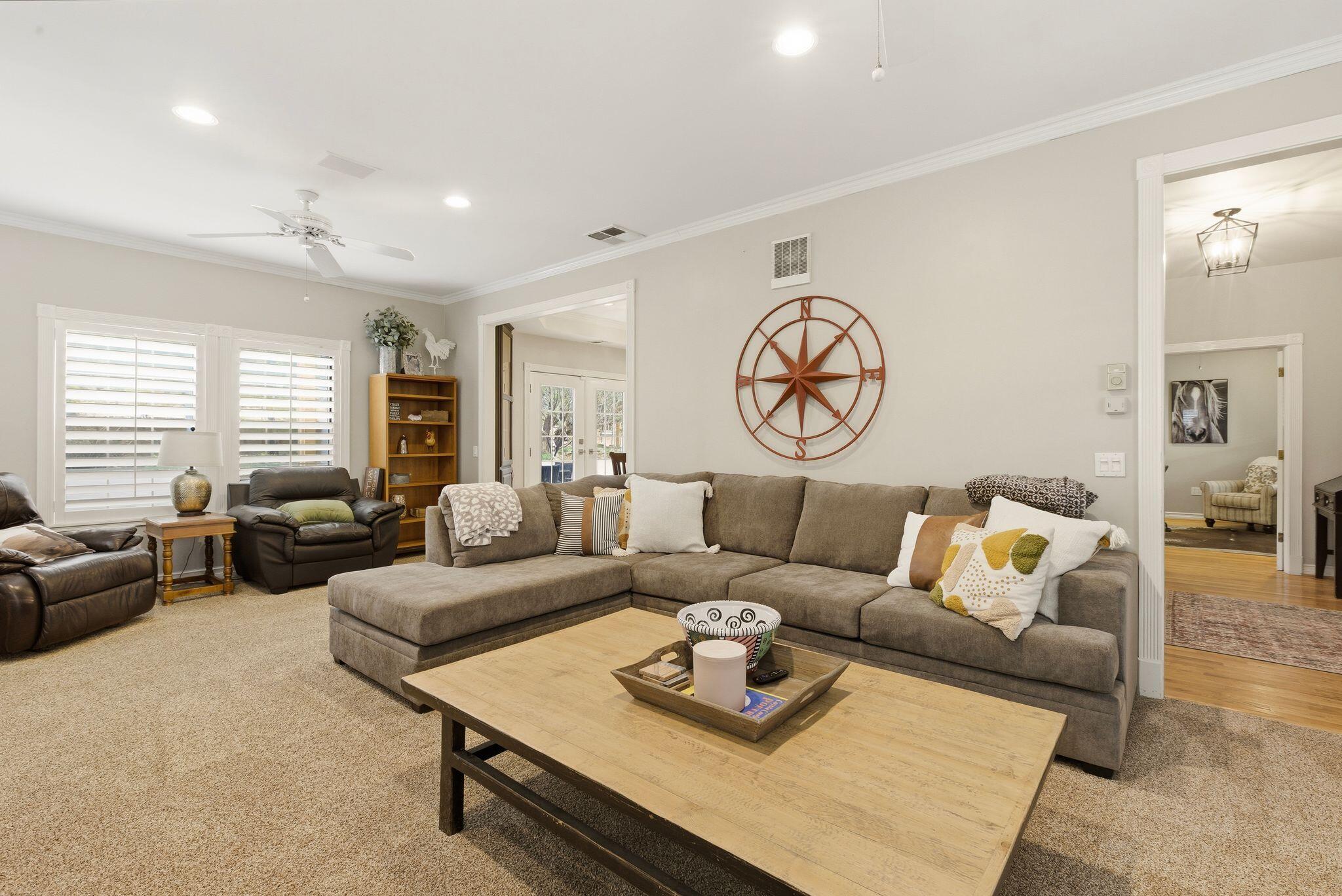 KATHIES ACRES - Residential