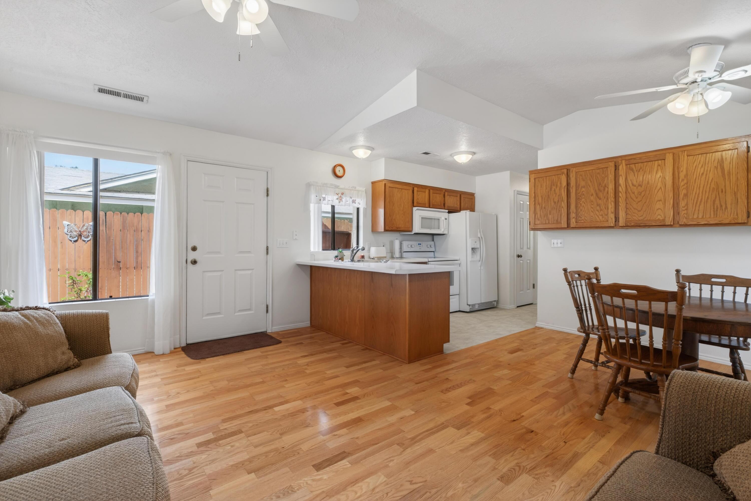 QUAIL LAKE ESTATES - Residential