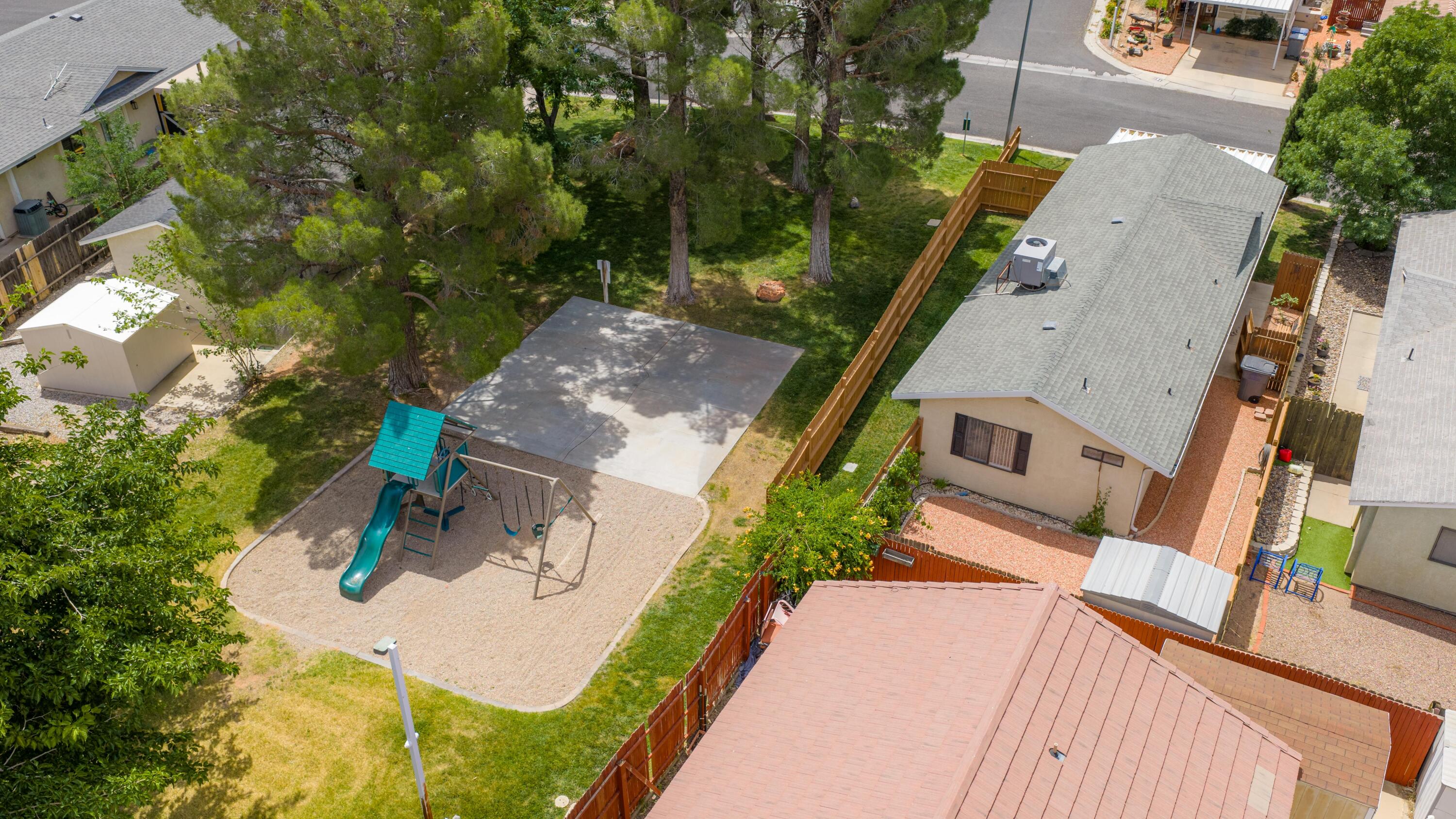 QUAIL LAKE ESTATES - Residential