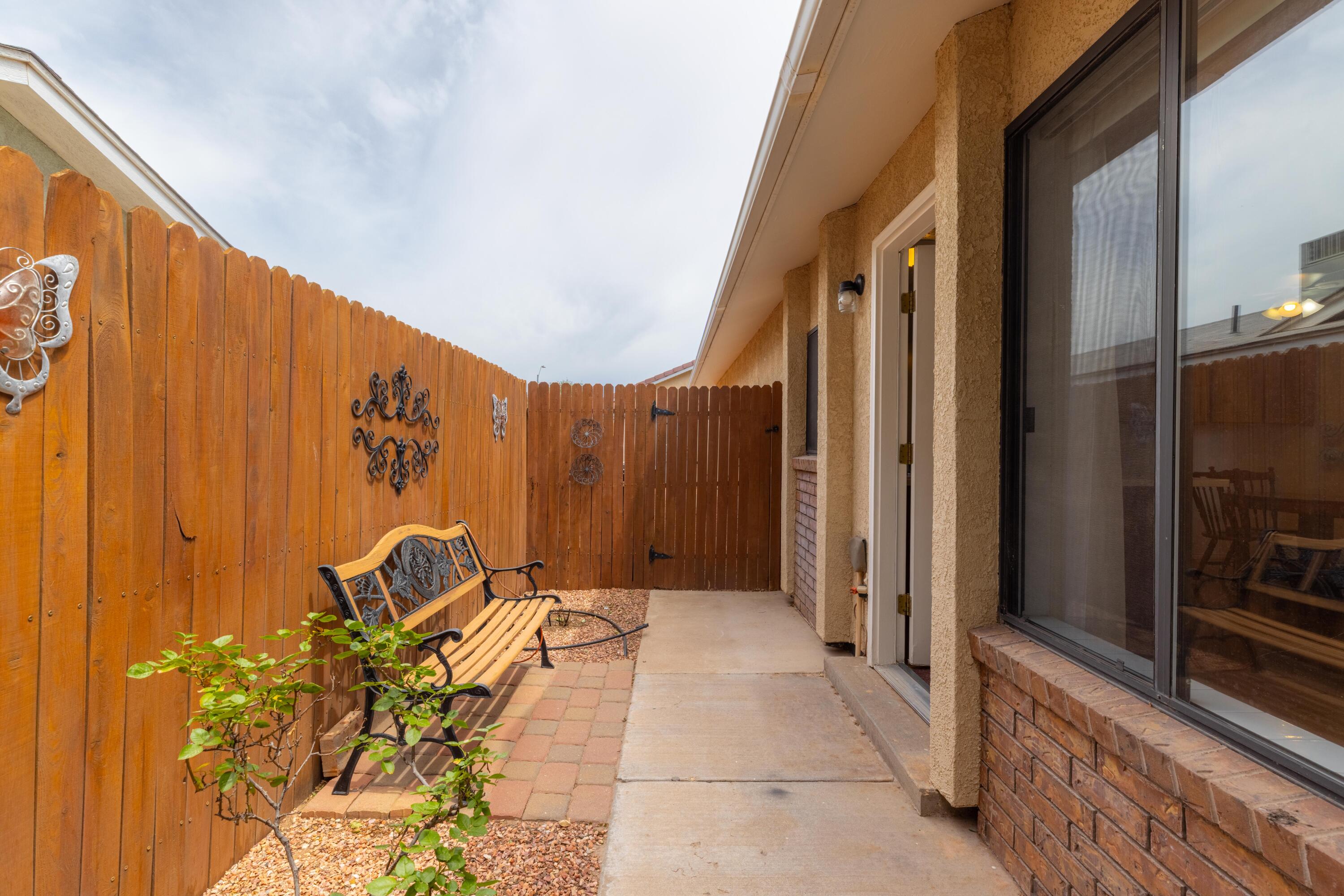 QUAIL LAKE ESTATES - Residential