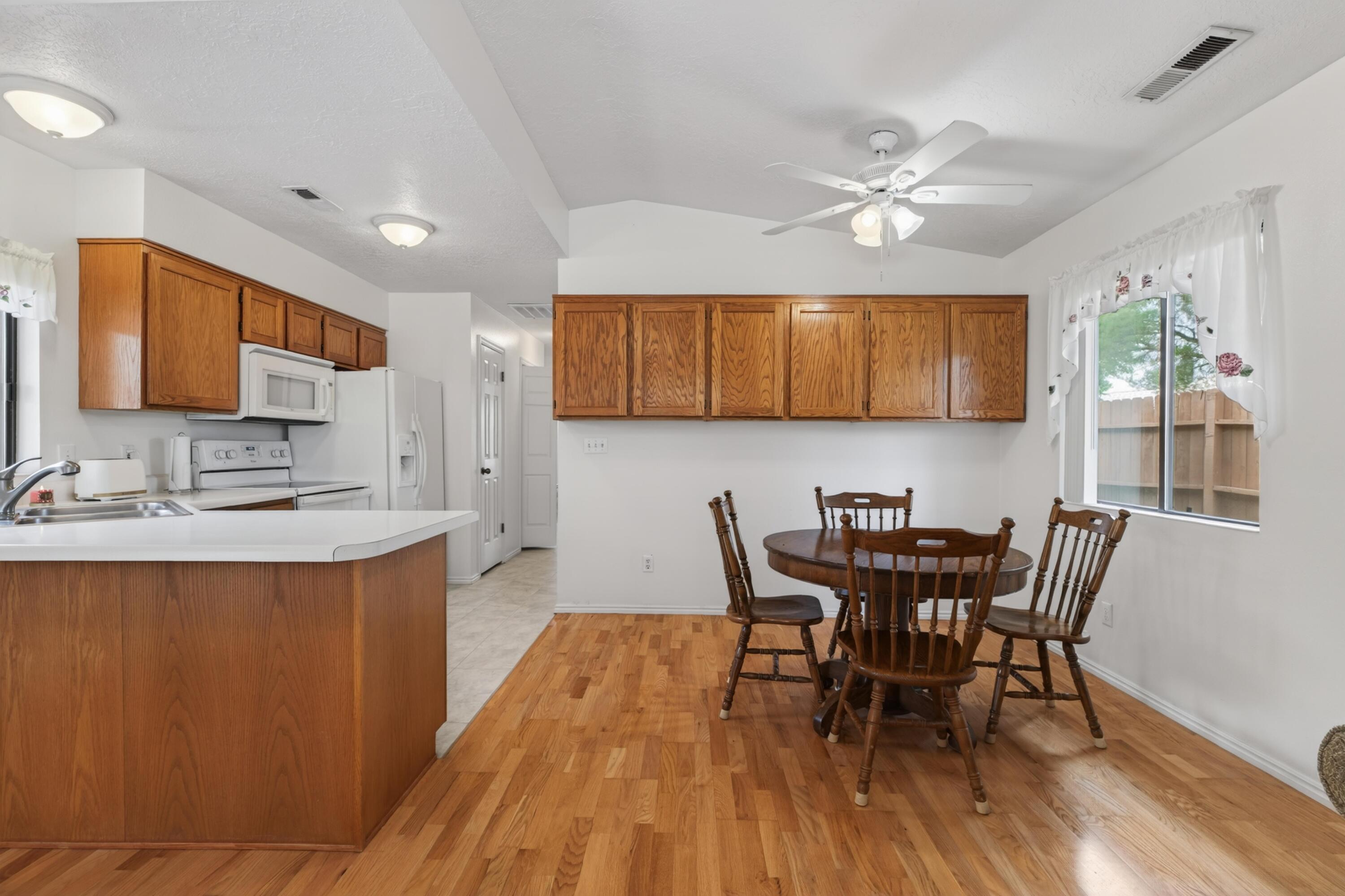 QUAIL LAKE ESTATES - Residential