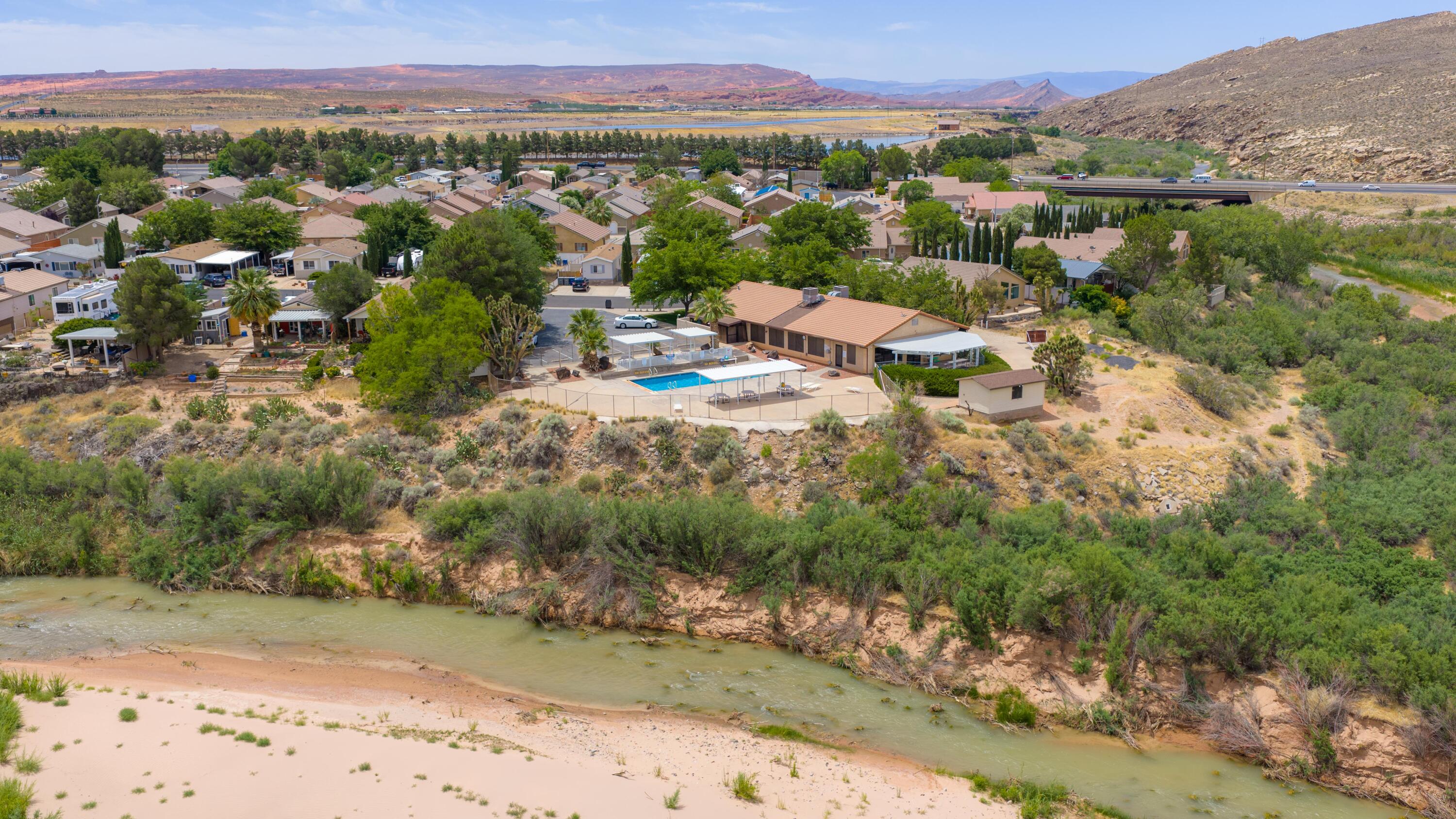 QUAIL LAKE ESTATES - Residential