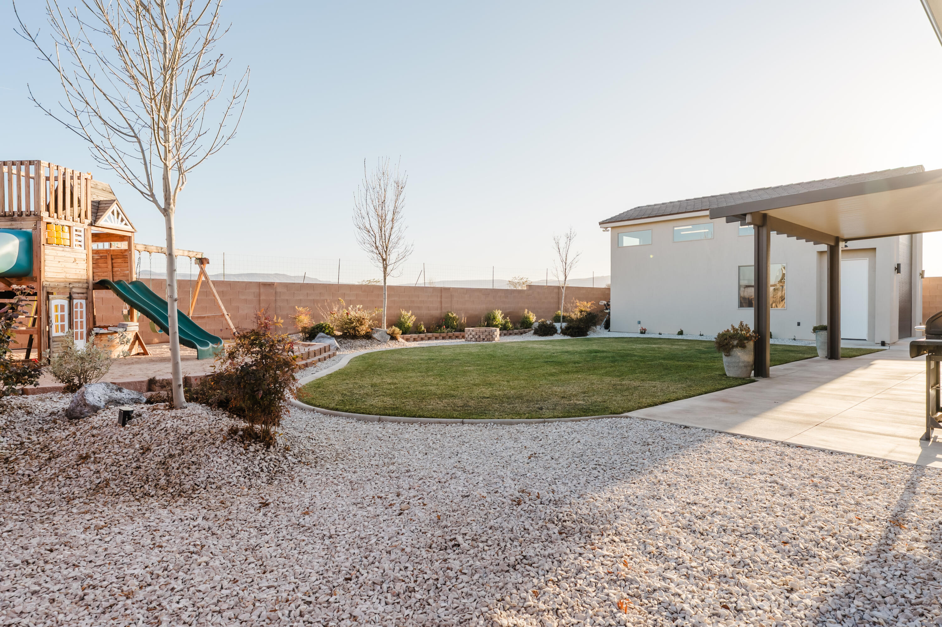 SAGE CANYON - Residential