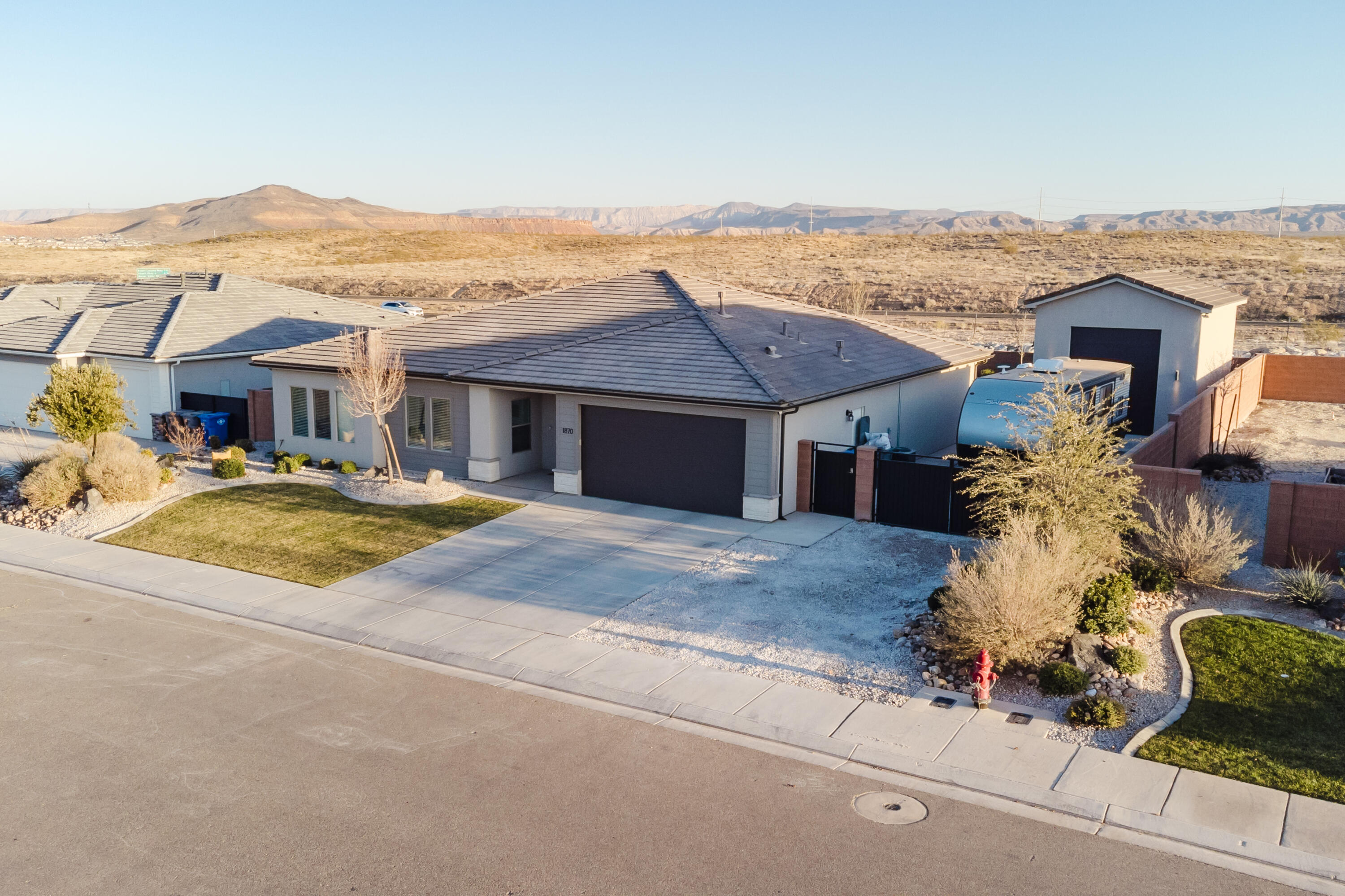 SAGE CANYON - Residential