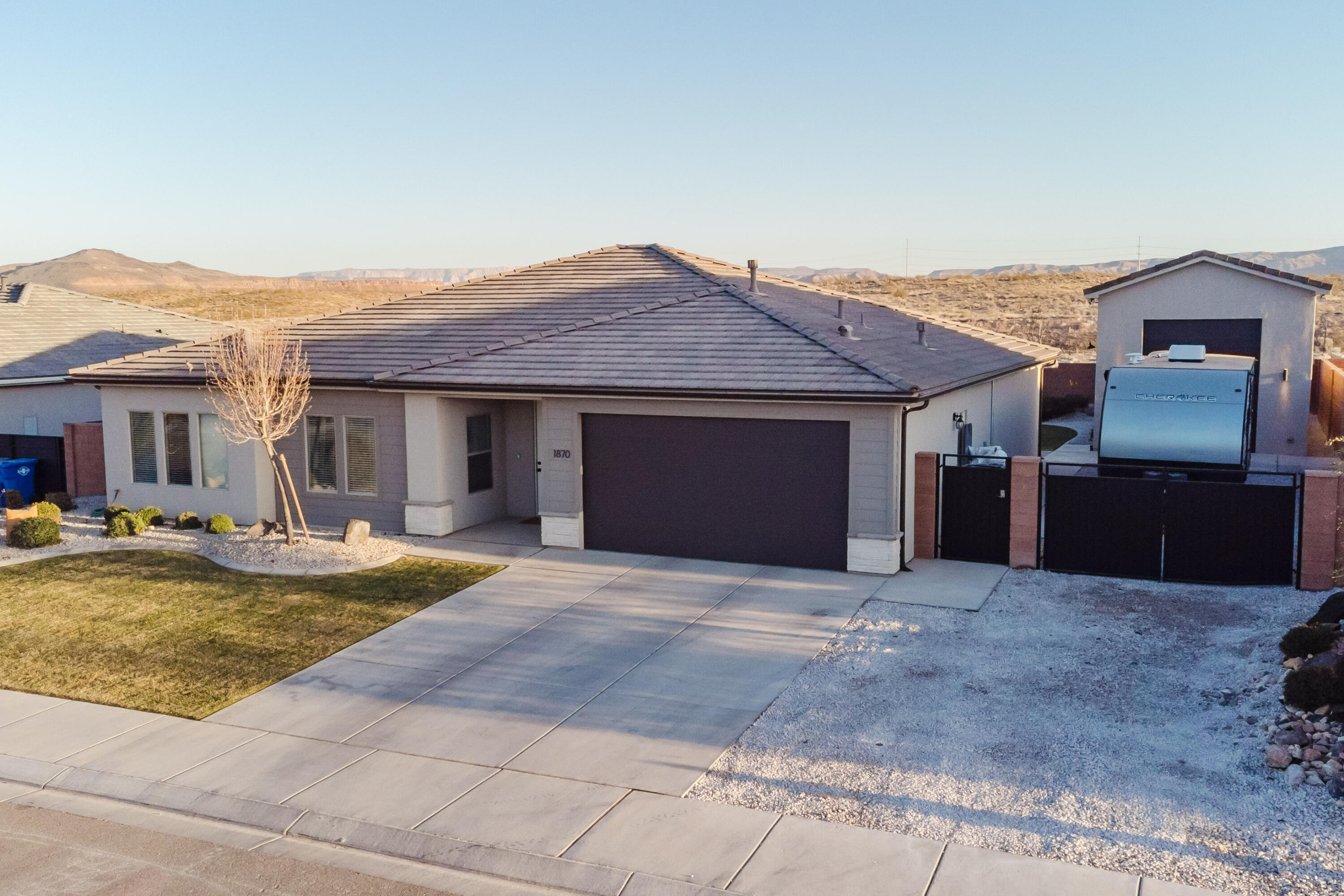 SAGE CANYON - Residential