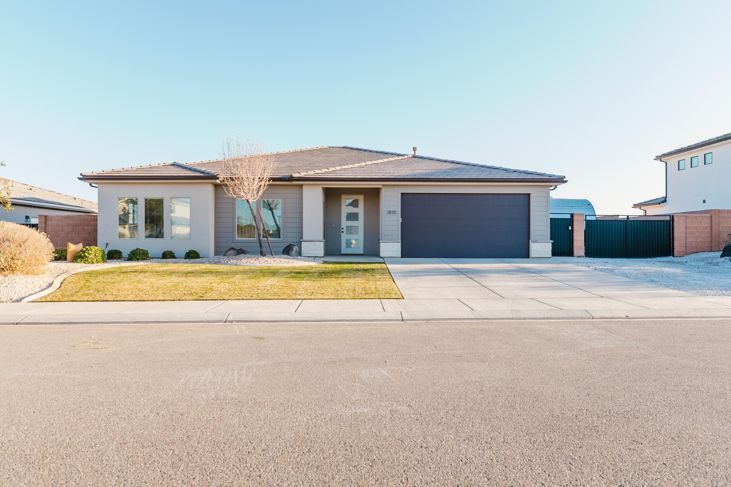 SAGE CANYON - Residential