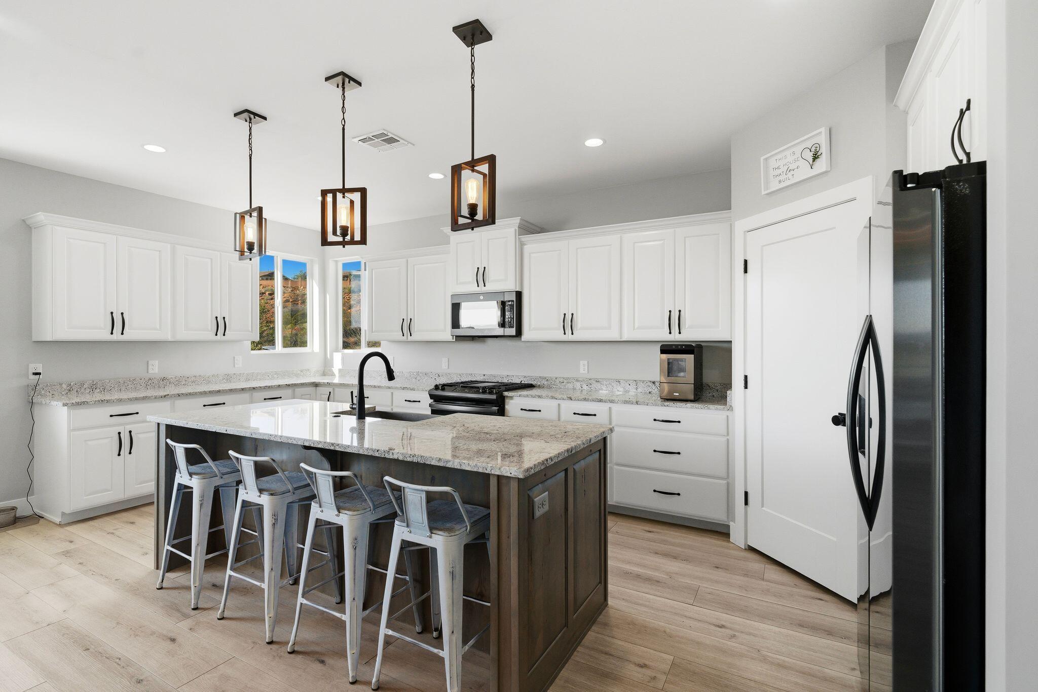 ST GEORGE TOWNSITE - Residential