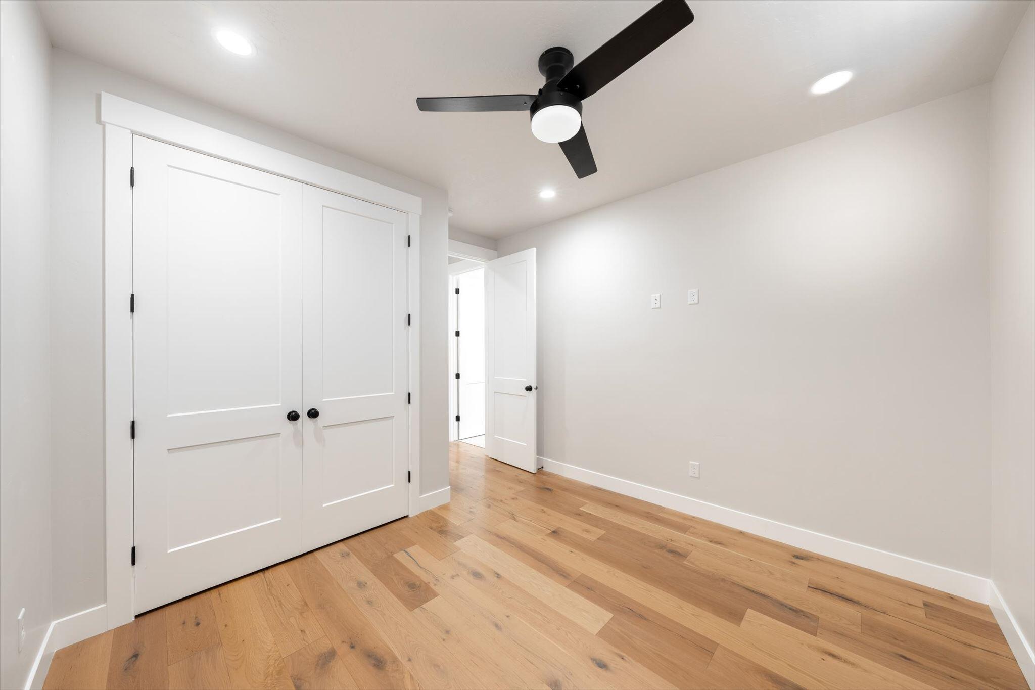 BELLA SOL AT SANTA CLARA - Residential