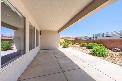Tiny photo for 2782 Bella Sol DR, Santa Clara, UT 84765 (MLS # 26-271405)