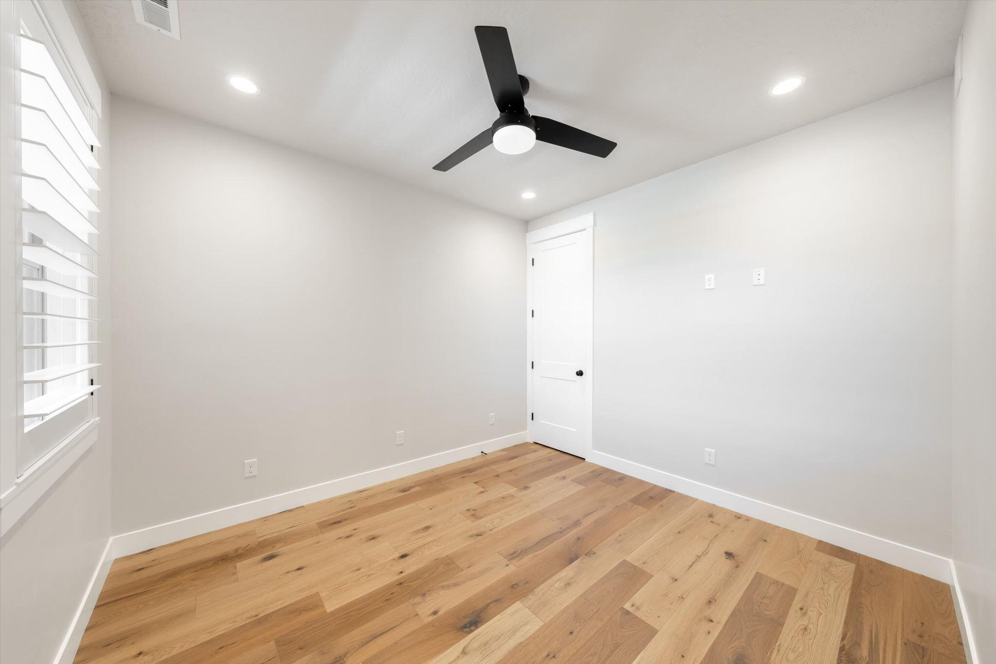 BELLA SOL AT SANTA CLARA - Residential