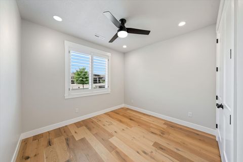 Tiny photo for 2782 Bella Sol DR, Santa Clara, UT 84765 (MLS # 26-271405)