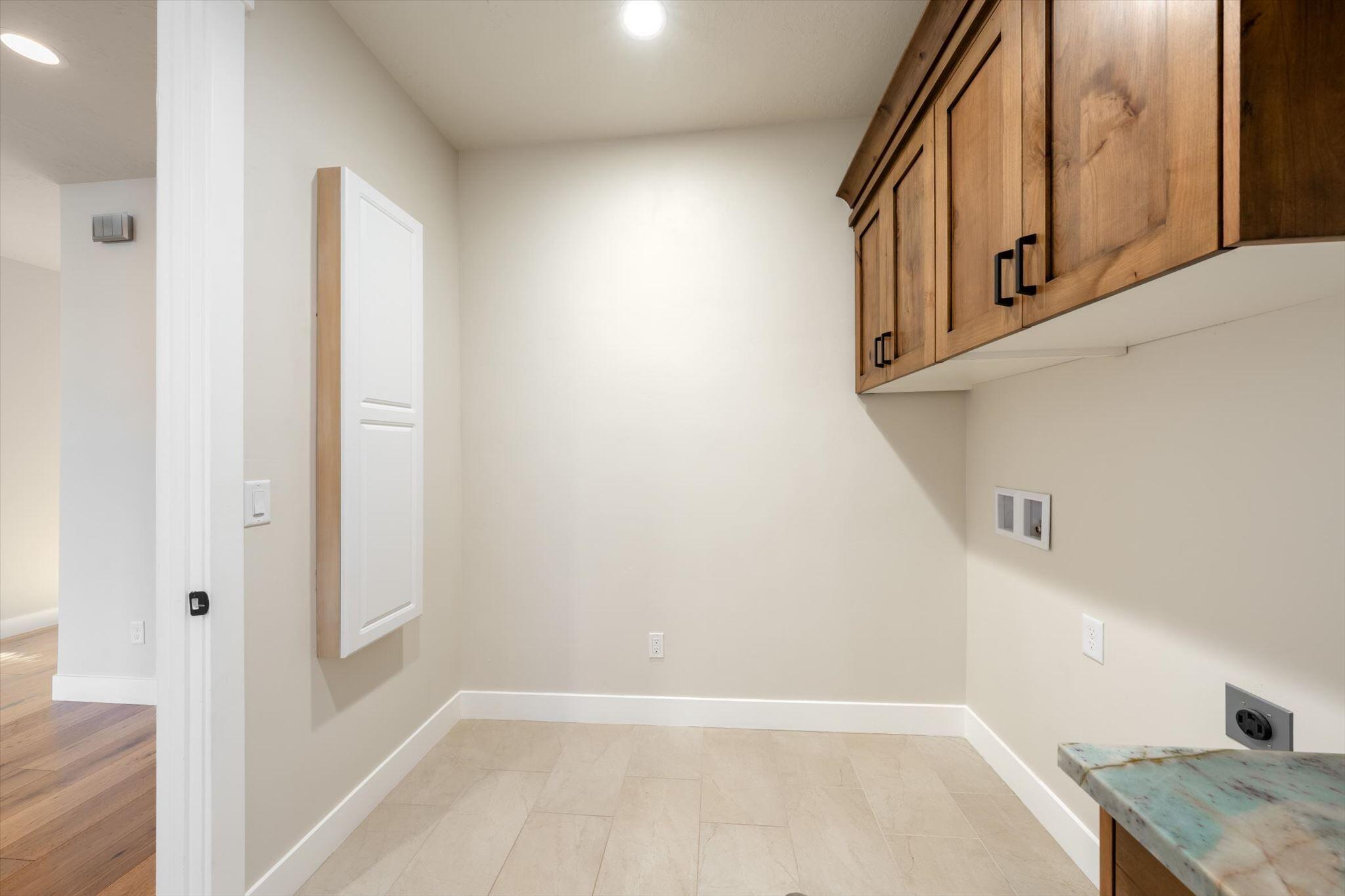 BELLA SOL AT SANTA CLARA - Residential