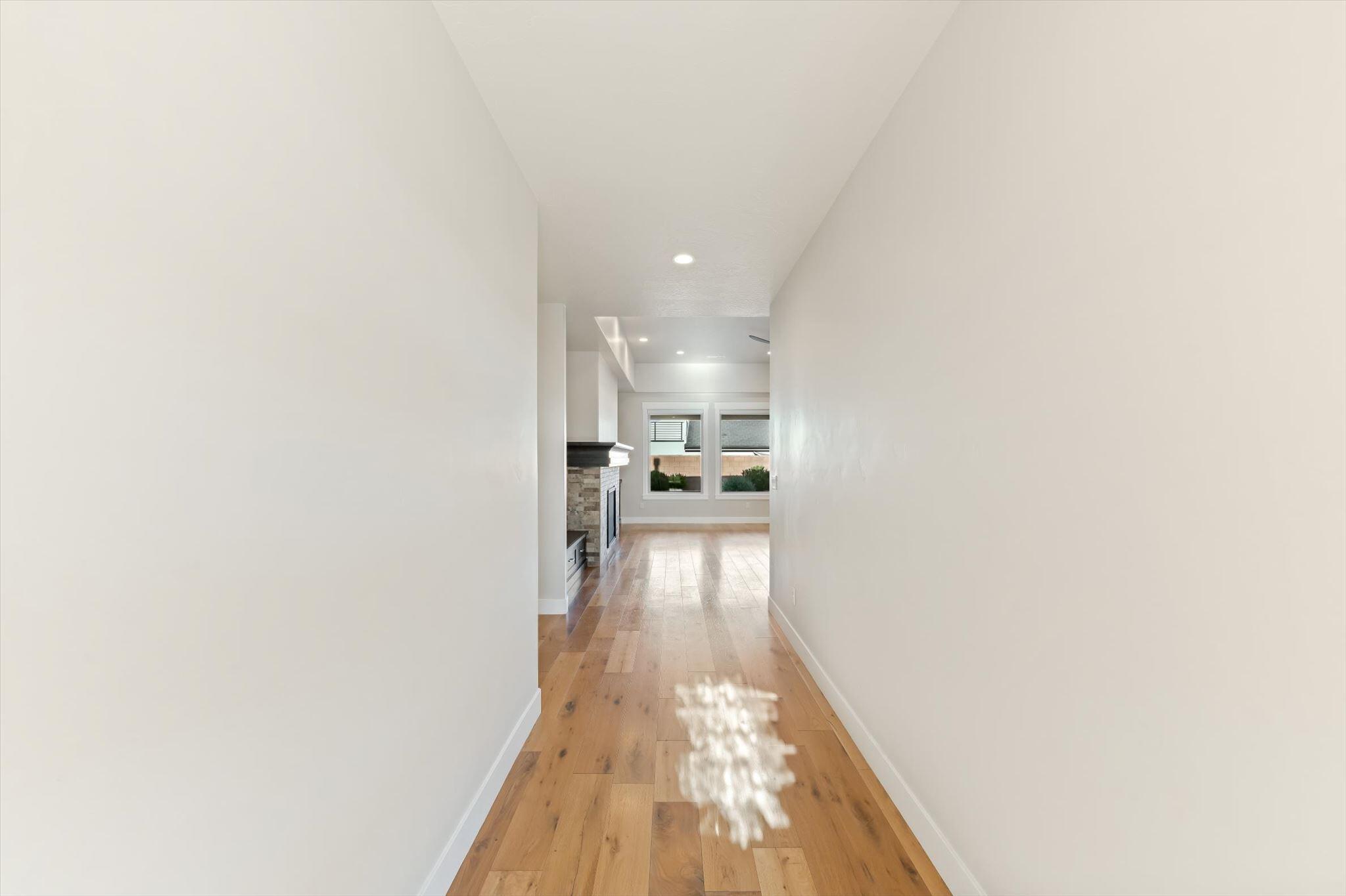 BELLA SOL AT SANTA CLARA - Residential