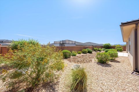 Tiny photo for 2782 Bella Sol DR, Santa Clara, UT 84765 (MLS # 26-271405)