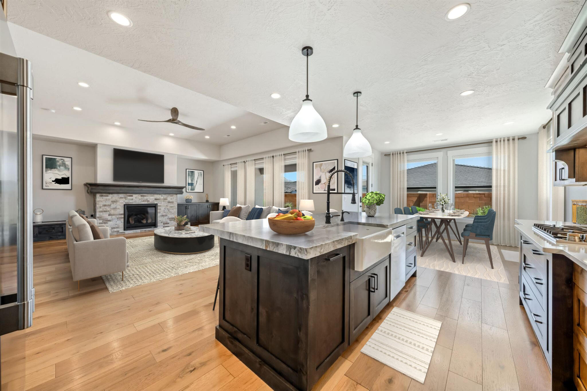 BELLA SOL AT SANTA CLARA - Residential